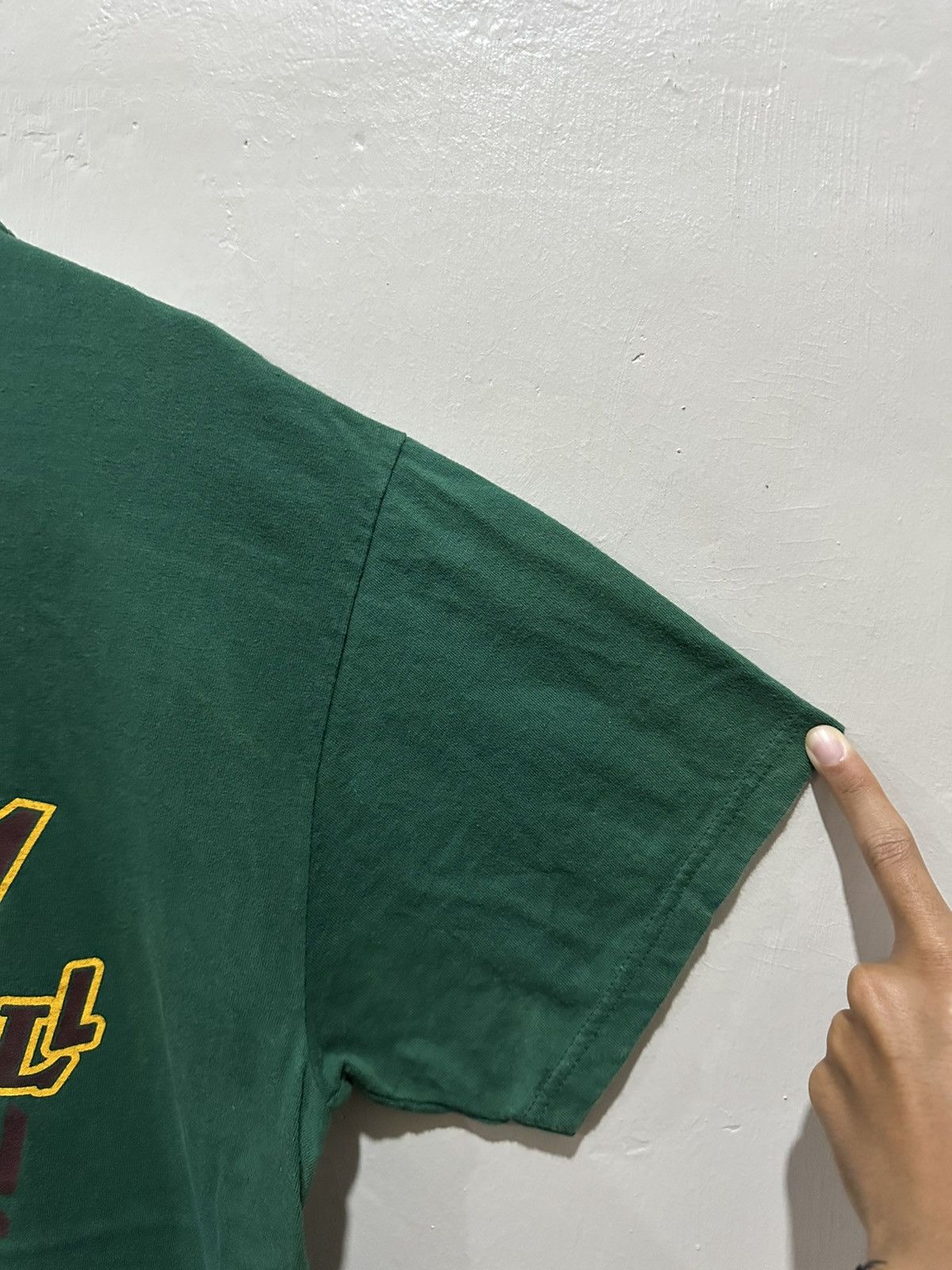 Hanes × Vintage Tom Farrell Show x Tshirt x Vintage Size US L / EU 52-54 / 3 - 4 Thumbnail