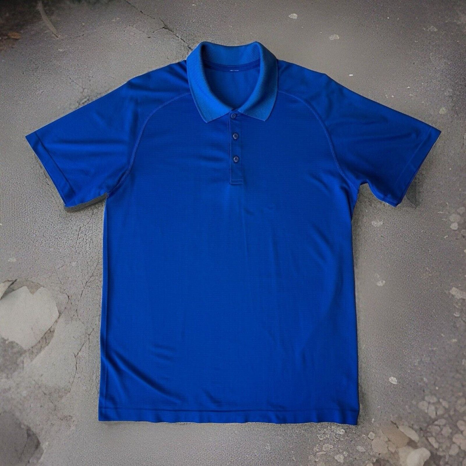 Lululemon Lululemon Polo Shirt Blue Short Sleeve Metal Vent Sportswear Size US L / EU 52-54 / 3 - 1 Thumbnail