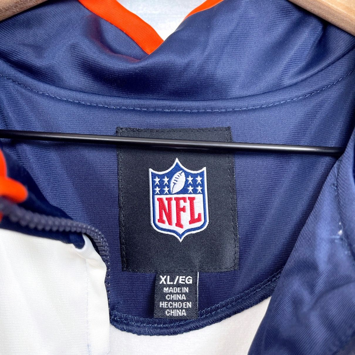 NFL Chicago Bears NFL Logo Satin Jacket Blue Mock Neck Mens XL Size US XL / EU 56 / 4 - 5 Thumbnail