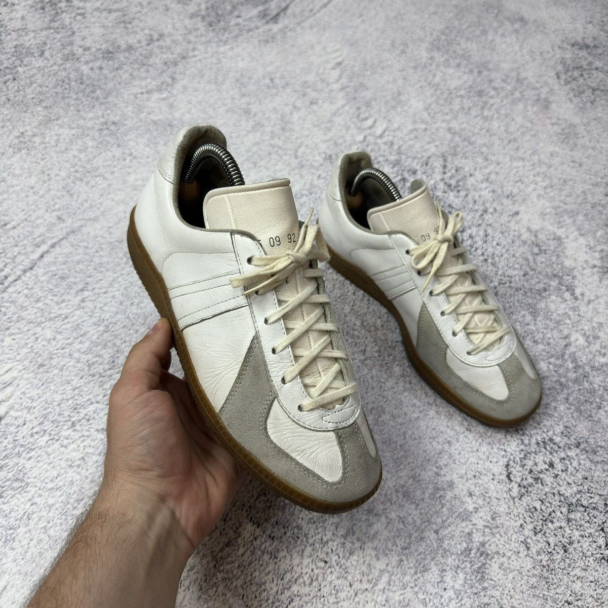 Vintage Vintage GATs BW Sport Low Tops 24.5cm US8.5 UK5.5 Size US 8 / IT 38 - 3 Thumbnail
