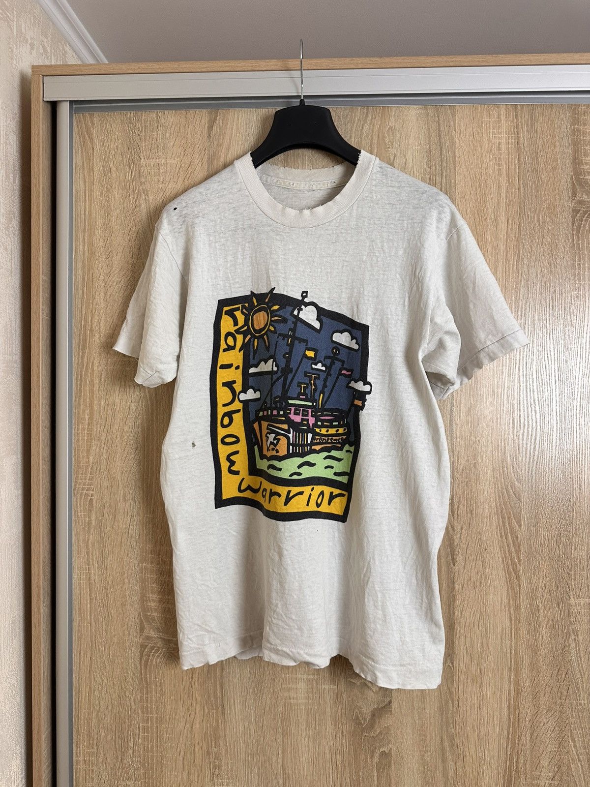 Vintage 🔥 Vintage Rainbow Warrior Distressed T Shirt Titanic Size US M / EU 48-50 / 2 - 1 Thumbnail