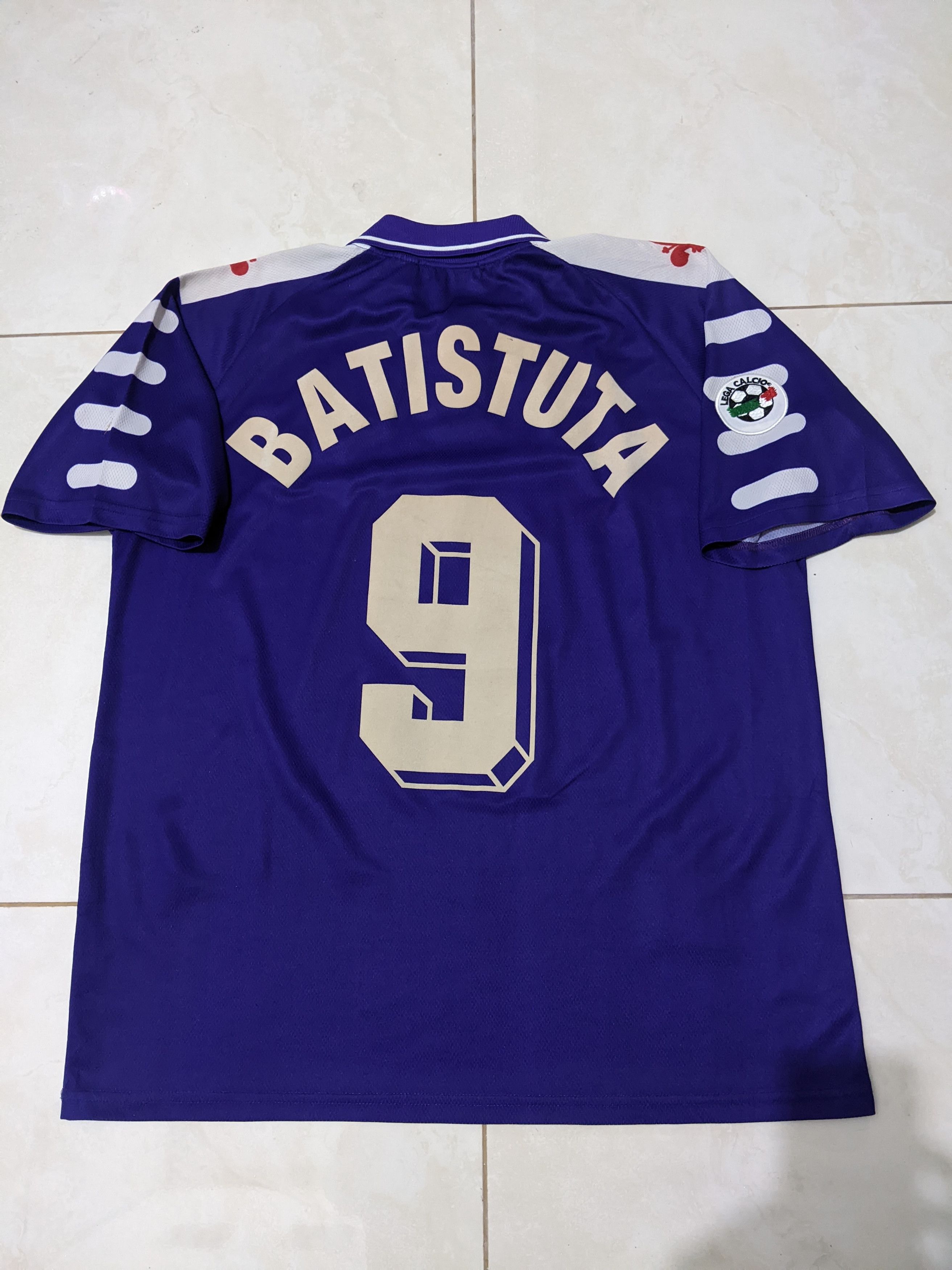 Fila Fiorentina home 1998 Batistuta Jersey football shirt Size US L / EU 52-54 / 3 - 2 Thumbnail