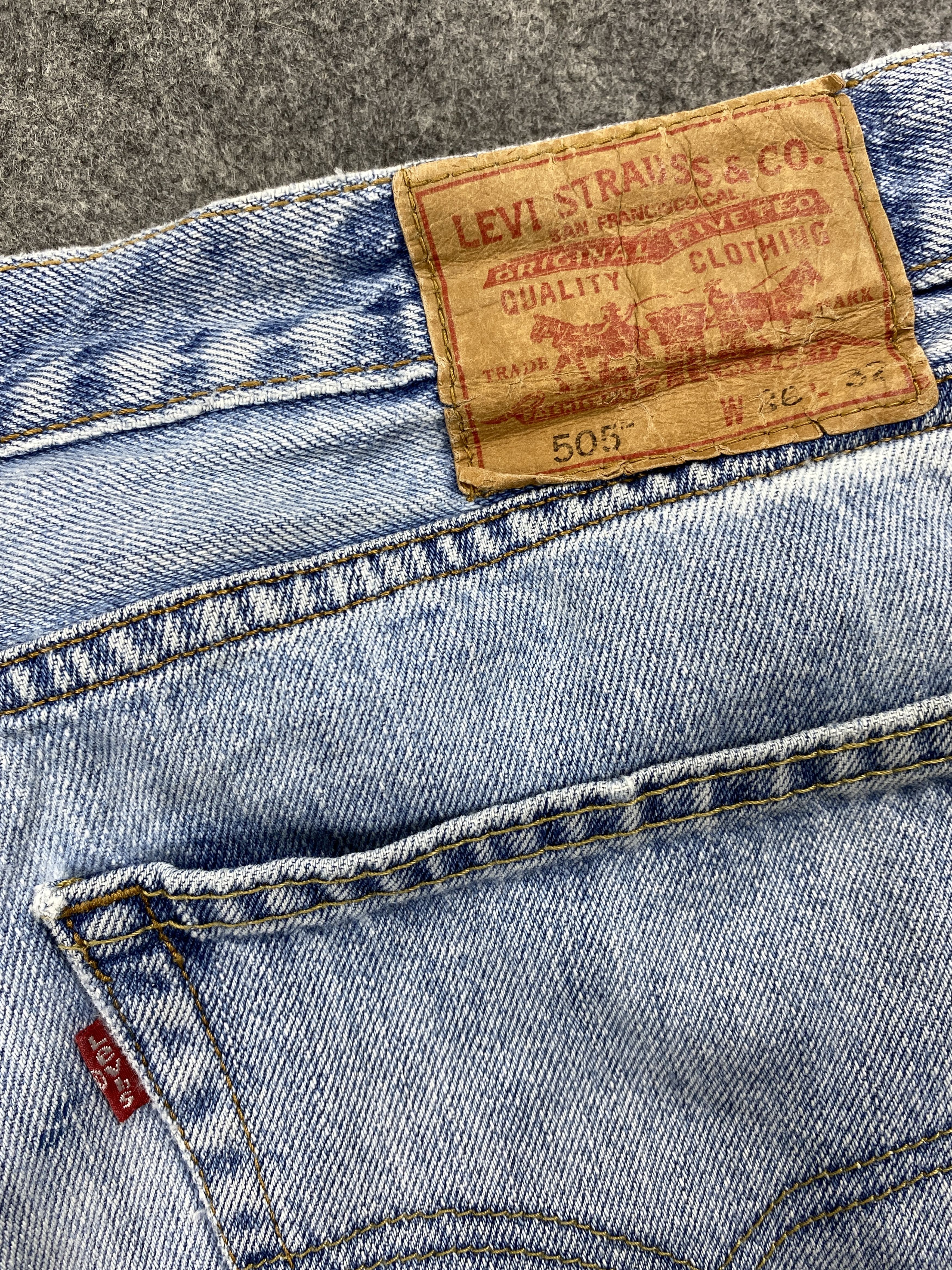 Levi's Blue Wash Vintage Levi's 505 Jeans 36x31 Denim -JN1273 Size US 36 / EU 52 - 9 Thumbnail