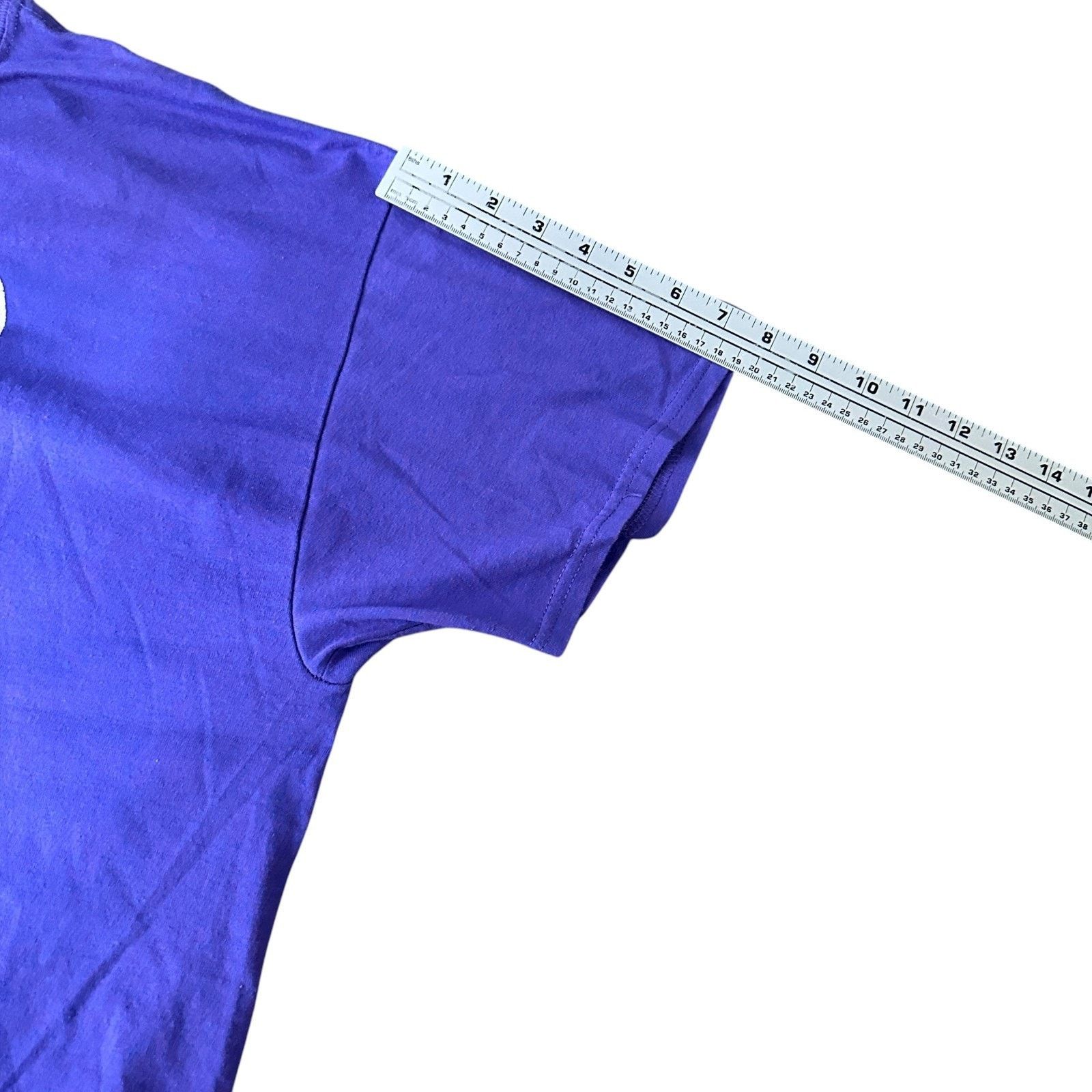 Gildan Vintage Macho Man Randy Savage T-Shirt Men’s XL Purple Size US XL / EU 56 / 4 - 9 Thumbnail