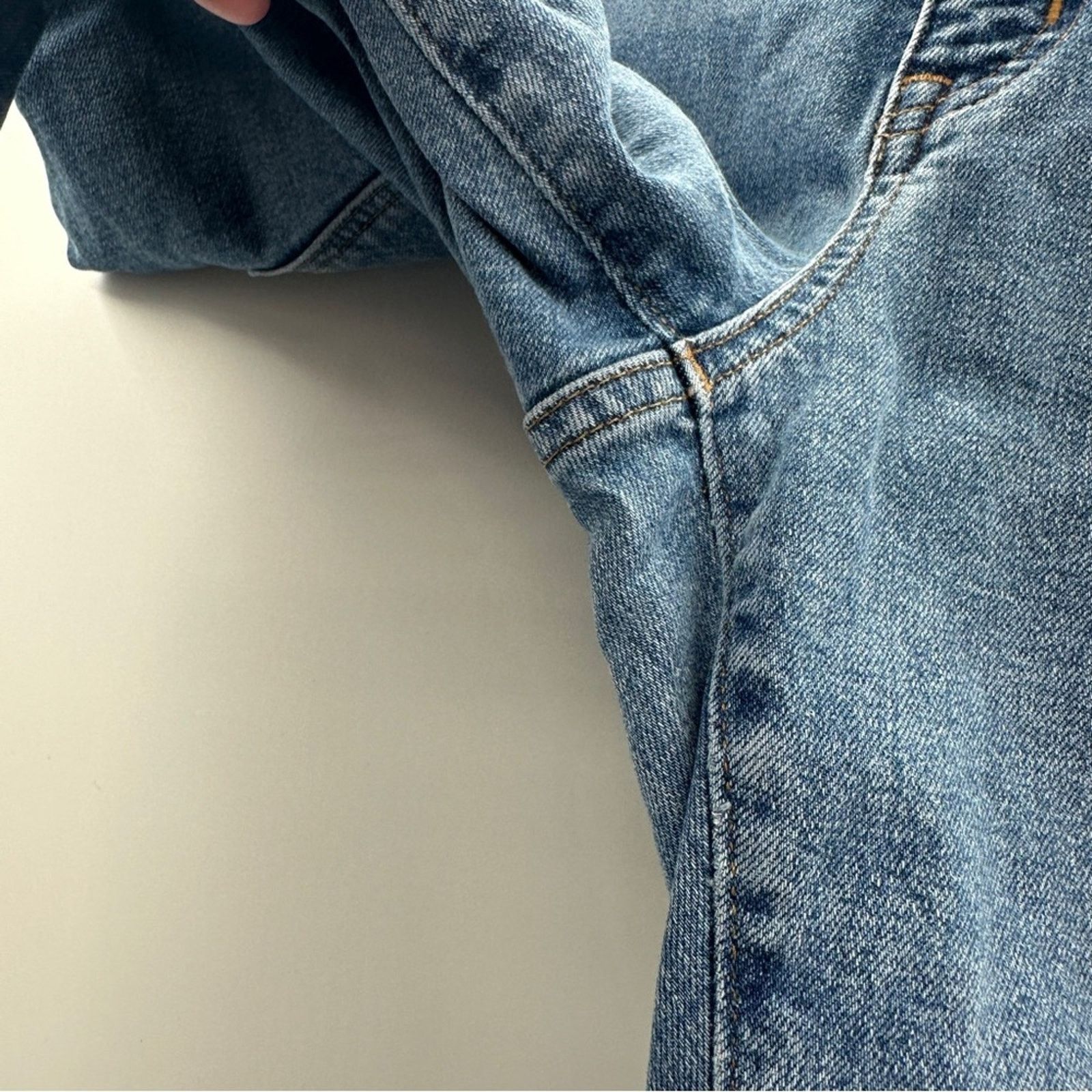 Madewell Madewell 9" Mid-Rise Skinny Jeans in Krasner Wash: Tencel Size 31" - 7 Thumbnail