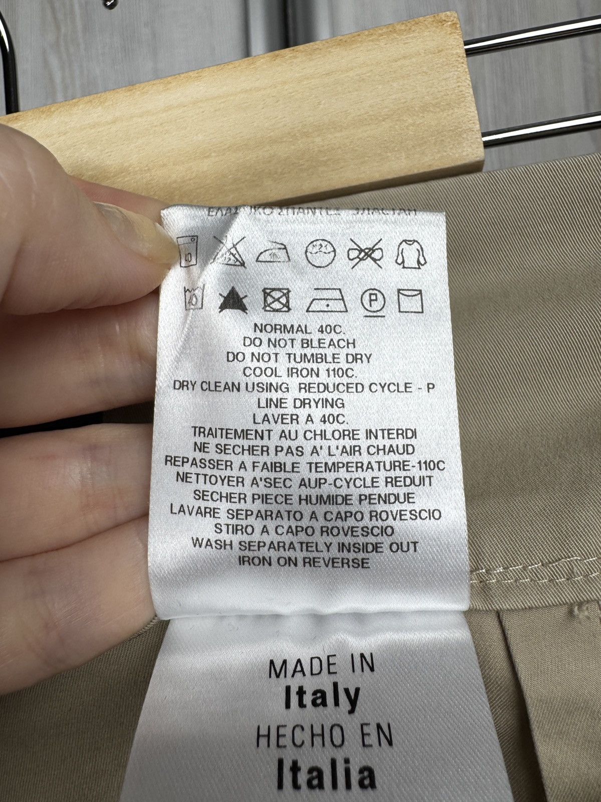 Love Moschino Love Moschino beige belted bondage style mini skirt Size 28" / US 6 / IT 42 - 10 Thumbnail