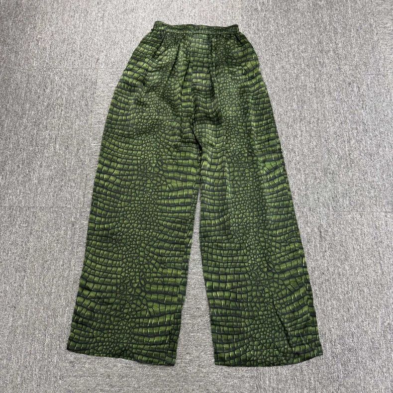 Balenciaga Balenciaga Crocodile pattern mulberry silk slacks Size US 34 / EU 50 - 1 Thumbnail