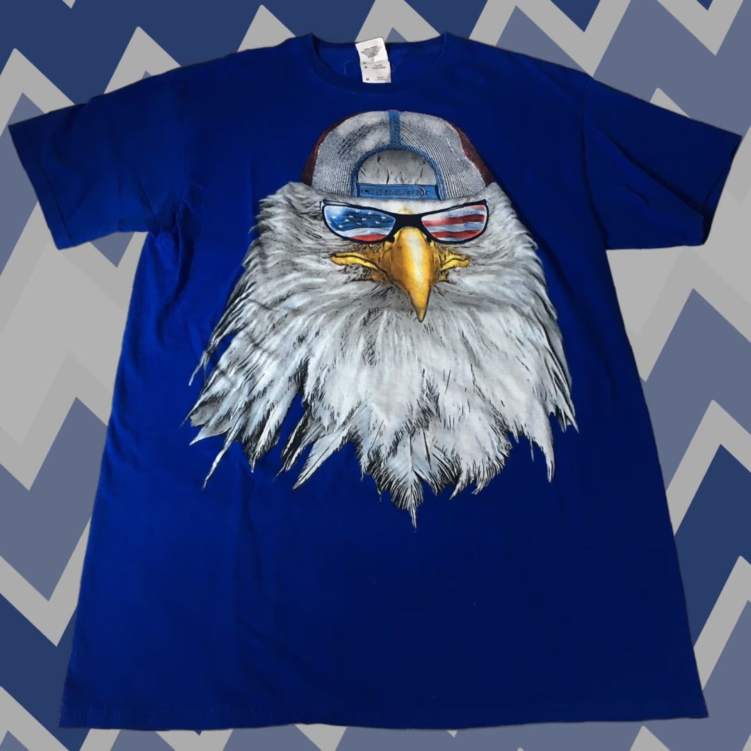 Gildan Bald Eagle Trucker Hat Sunglasses Red White Blue America USA T Shirt Sz M Blue Gildan Graphic Tee Mens Size US M / EU 48-50 / 2 - 1 Thumbnail