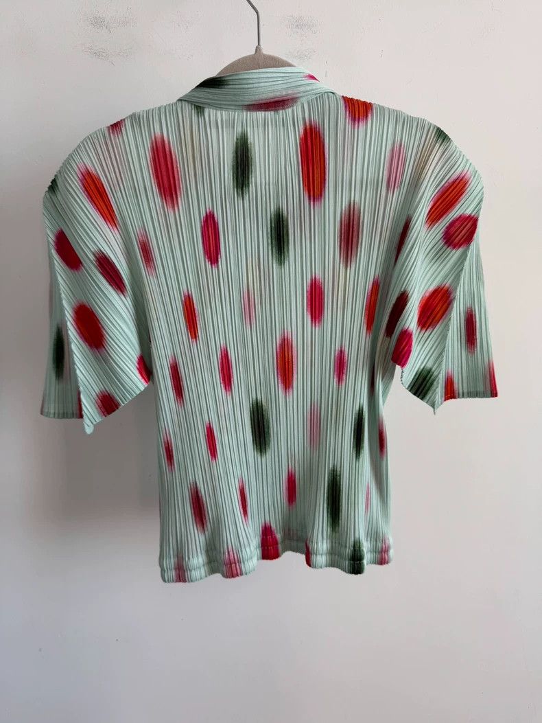 Issey Miyake Issey Miyake size:3 A grayish-green raindrop pleated cardi Size S / US 4 / IT 40 - 2 Thumbnail