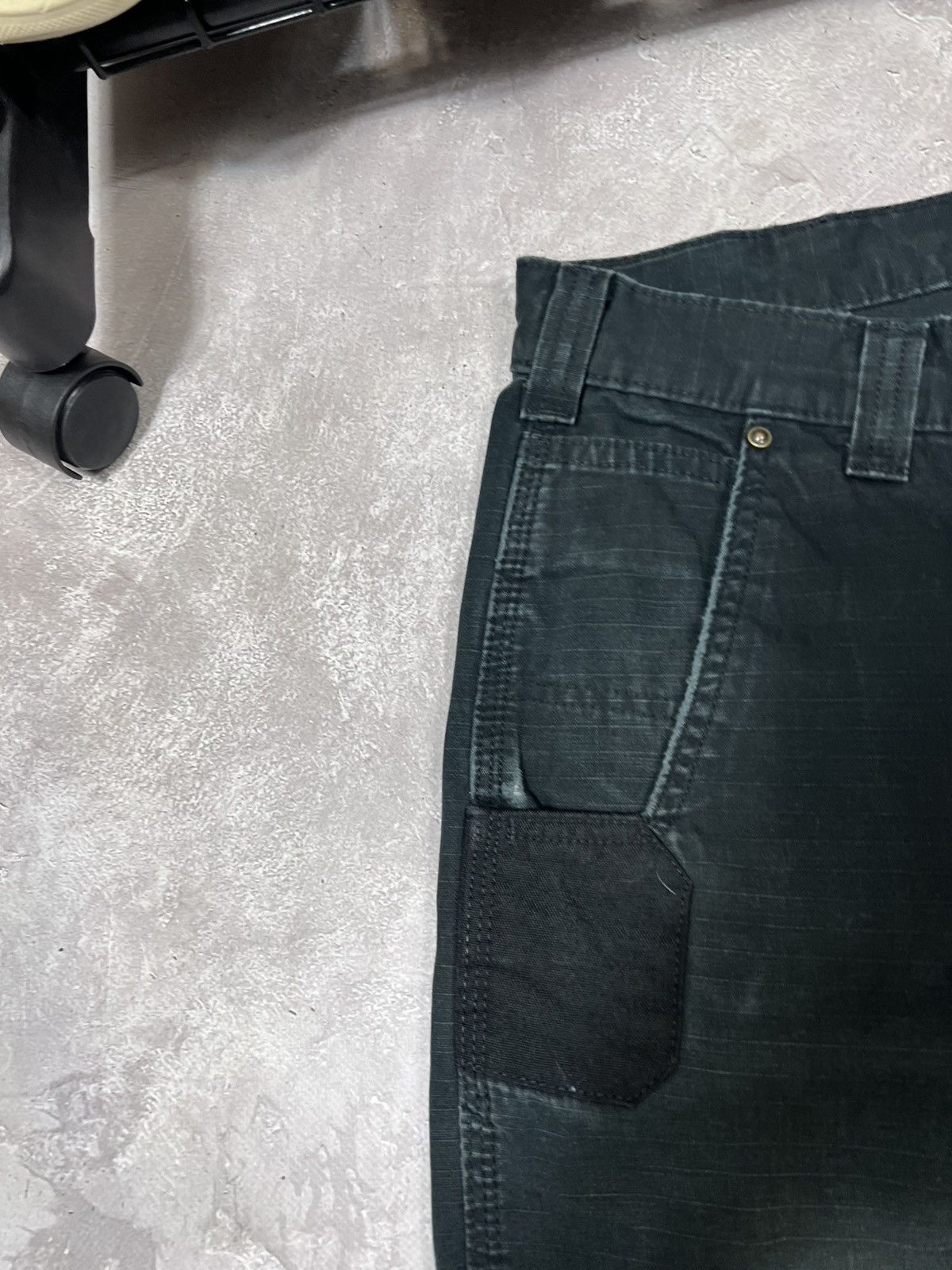 Carhartt Vintage Carhartt Distressed Workwear Baggy Cargo Pants Size US 32 / EU 48 - 14 Thumbnail
