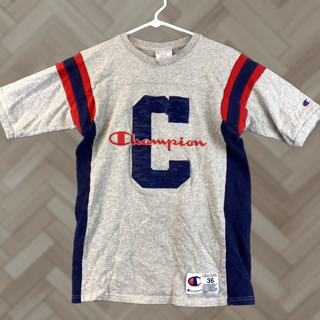 Champion VINTAGE Champion Mens Tee Tshirt Gray Size S Small Crew Neck Short Sleeve Cotton Logo Printed Boys? Size US S / EU 44-46 / 1 - 1 Thumbnail