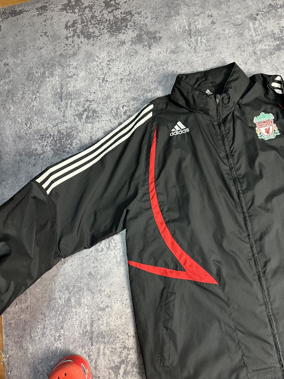 Adidas Vintage Adidas Liverpool FC 2008 2009 Windbreak Size US XXL / EU 58 / 5 - 3 Thumbnail