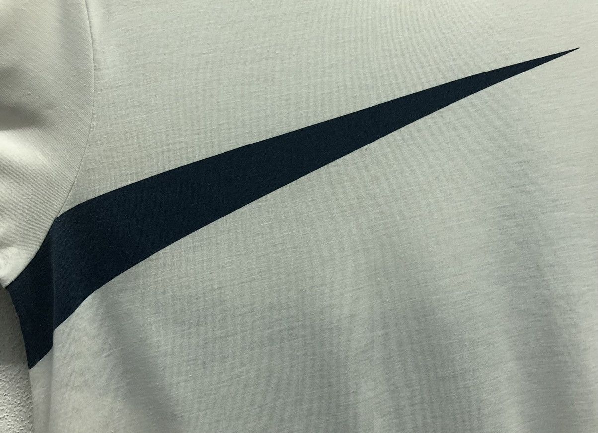 Nike Vintage The Nike Tee Nike Dri-Fit HSOOMS T-Shirt Size US M / EU 48-50 / 2 - 3 Thumbnail