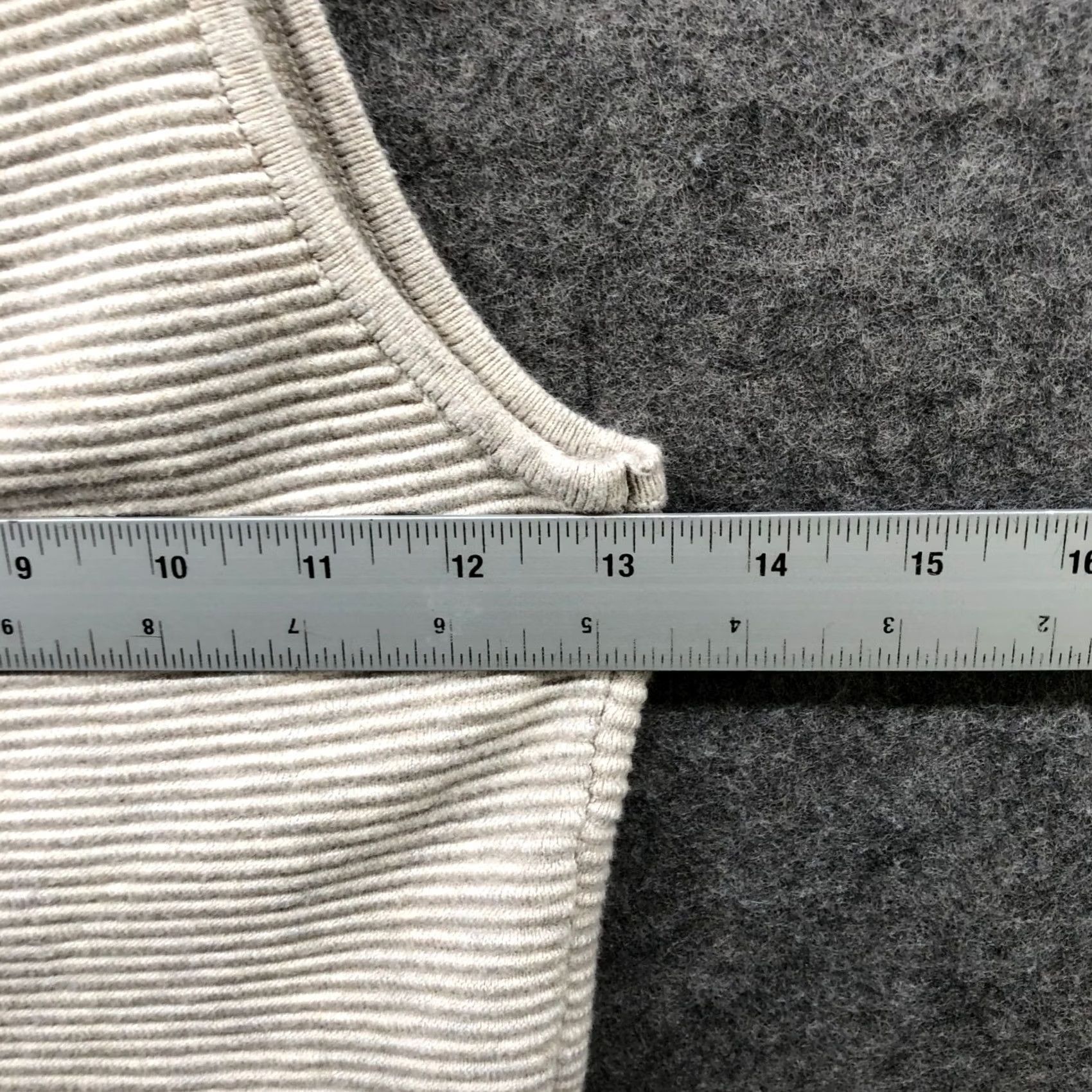 Abercrombie & Fitch Abercrombie & Fitch One Shoulder Ribbed Bodysuit Womens S Beige Knit Sweater Size S / US 4 / IT 40 - 5 Thumbnail
