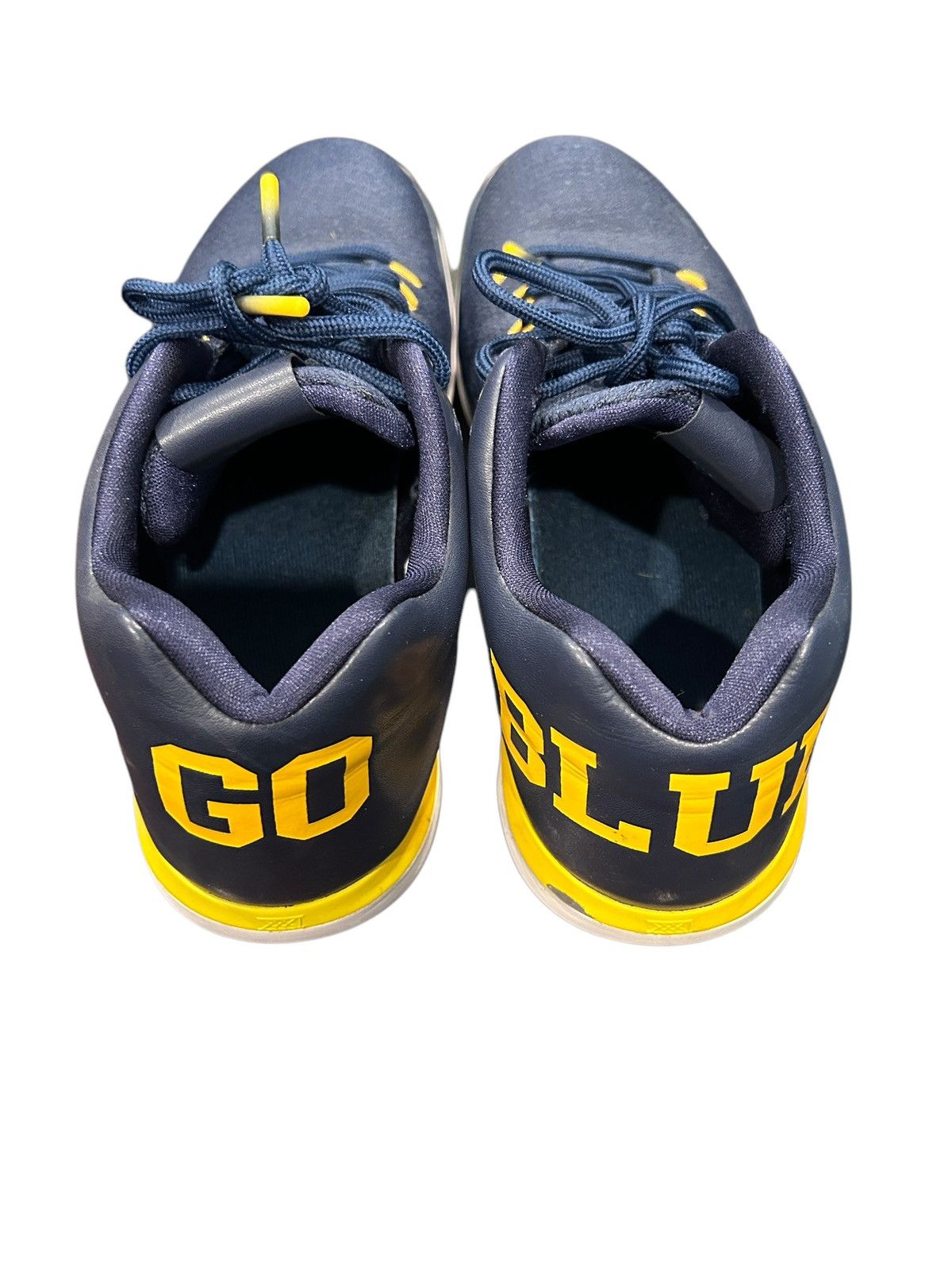 Jordan Brand Michigan Air Jordan's XXXI Low Size men's 9.5 Size US 9.5 / EU 42-43 - 2 Thumbnail