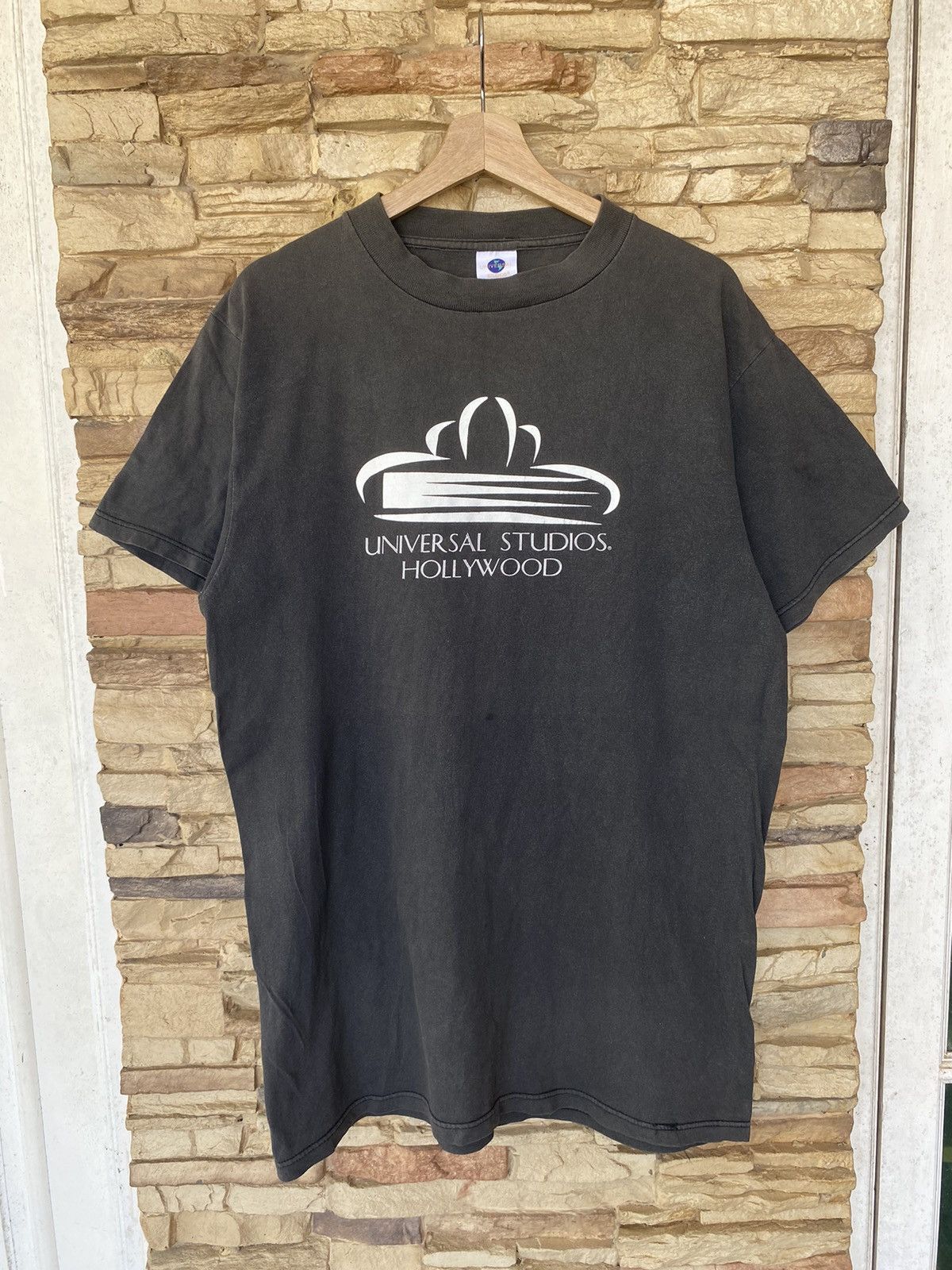 Vintage 90s Vintage Universal Studios Hollywood Band Tees Faded Size US L / EU 52-54 / 3 - 1 Thumbnail