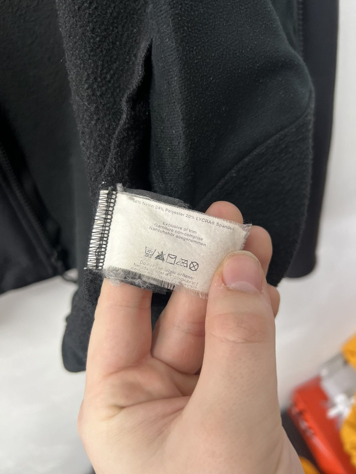 Arc'teryx Vintage Arcteryx Soft Shell Jacket Polartec Black GoprCore Size US M / EU 48-50 / 2 - 16 Thumbnail