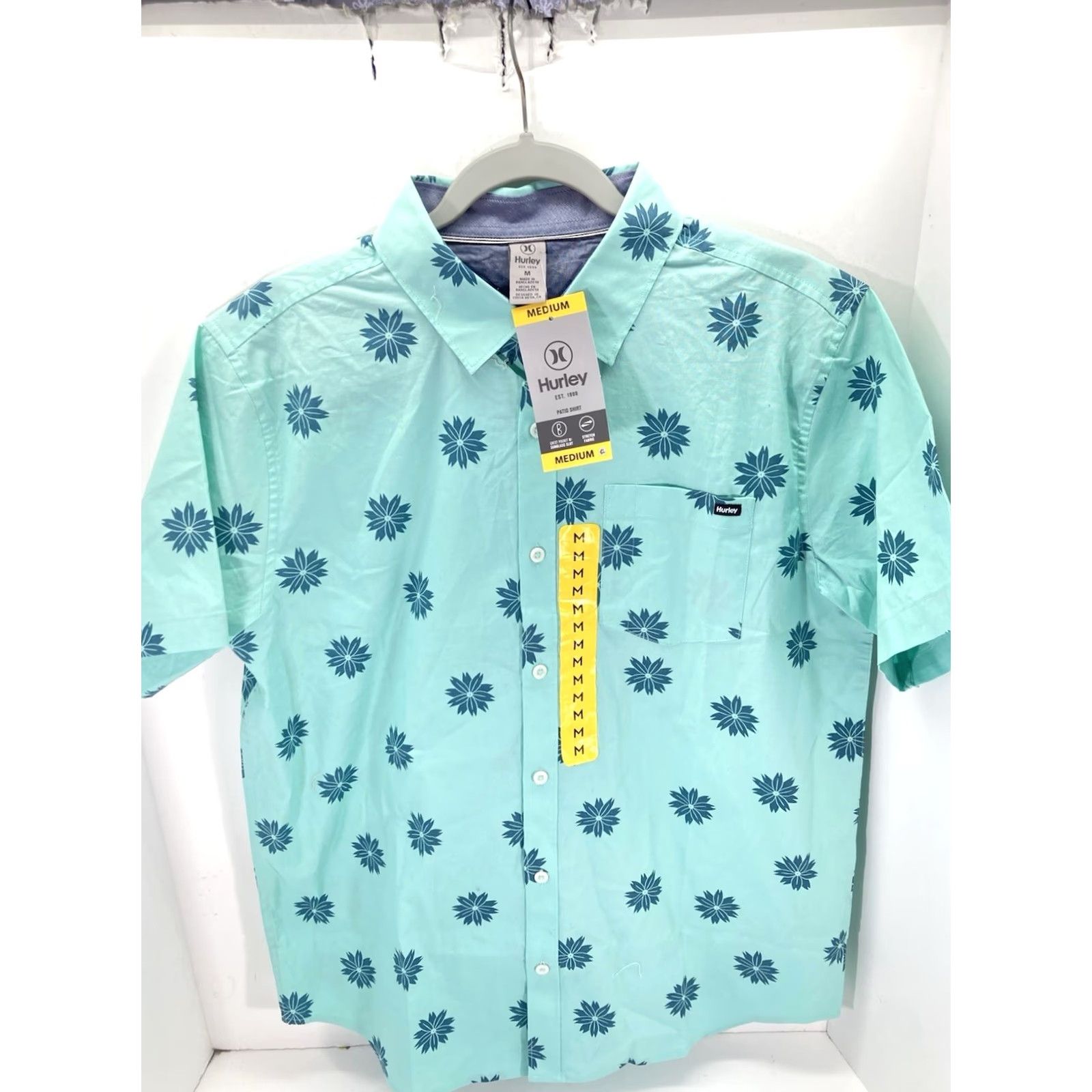Hurley Hurley Patio Cabana Shirt Green Floral Button Short Sleeve Casual NWT Medium Mens Shirt Size US M / EU 48-50 / 2 - 2 Thumbnail