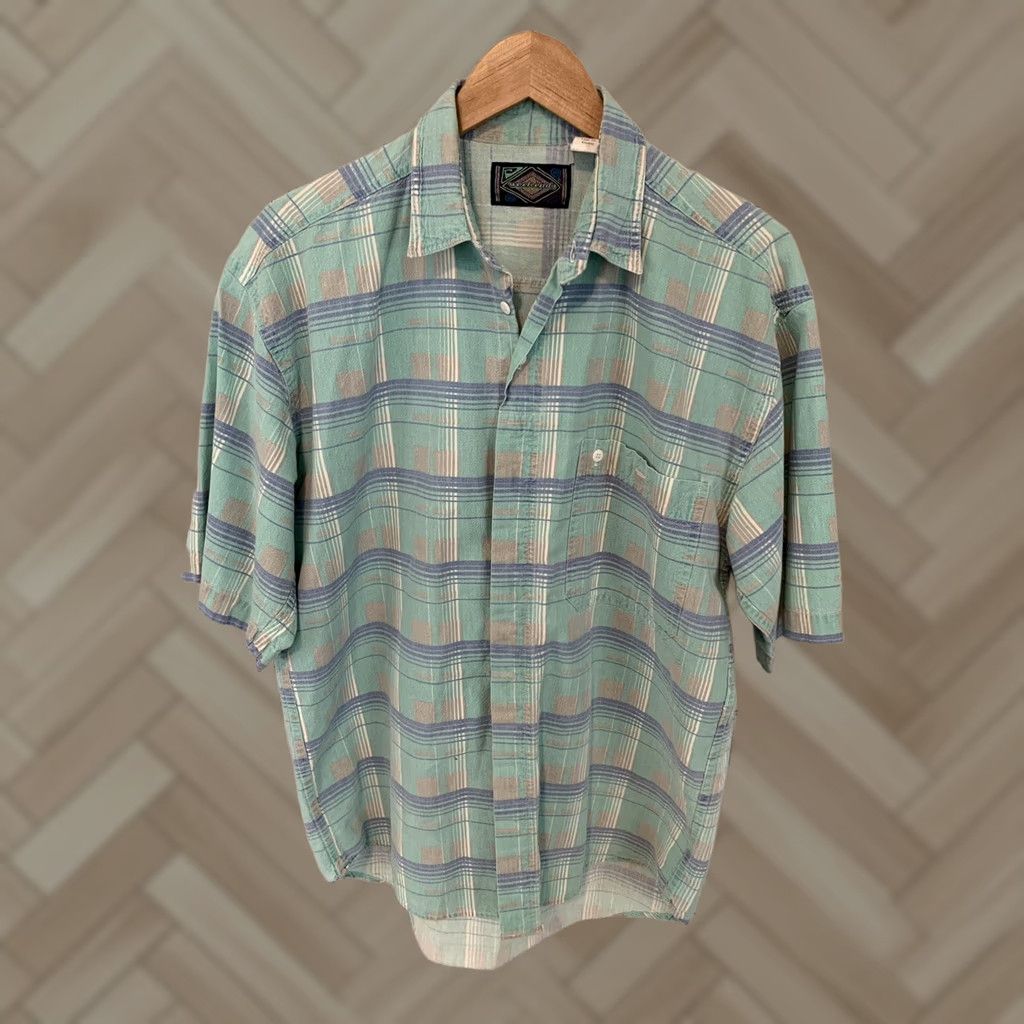 Vintage WEEKENDS VTG Blue Plaid Short Sleeve Button Front Shirt L Cotton, Weekends, Button-Up, Men, Blue, Size L Size US L / EU 52-54 / 3 - 1 Thumbnail