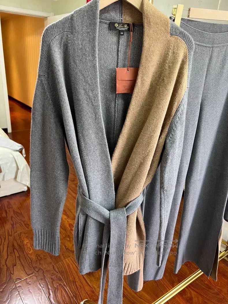 Loro Piana Loro Piana Cashmere Set (Cardigan + Pants) Size XS / US 0-2 / IT 36-38 - 2 Thumbnail