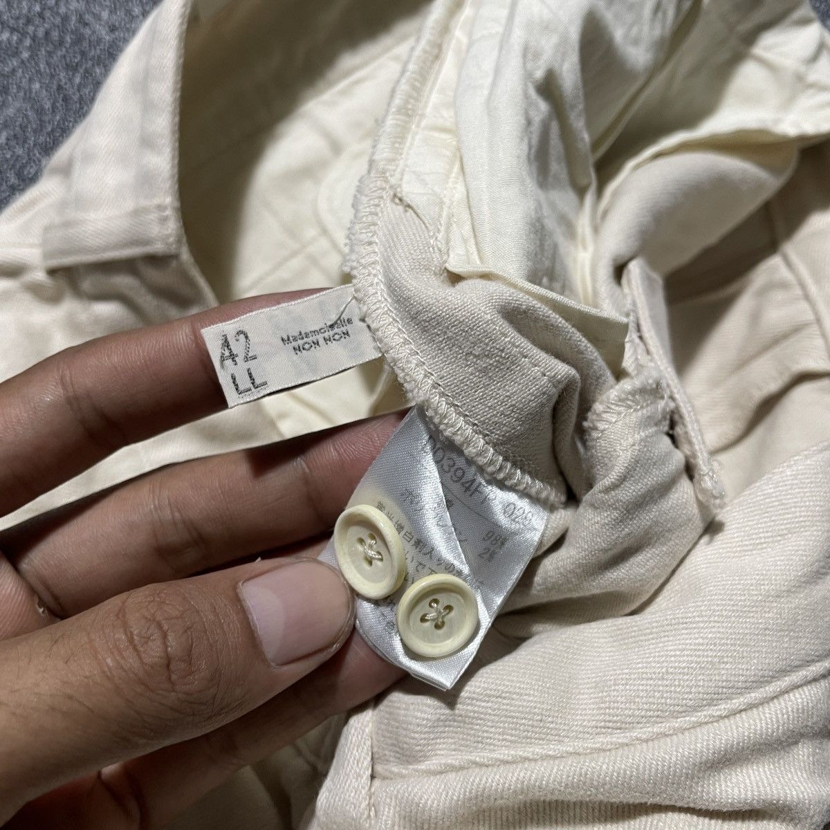 Balenciaga × Issey Miyake × Mademoiselle Non Non Vintage Mademoisele Non Non Cream Relaxed Pants Size US 30 / EU 46 - 4 Thumbnail