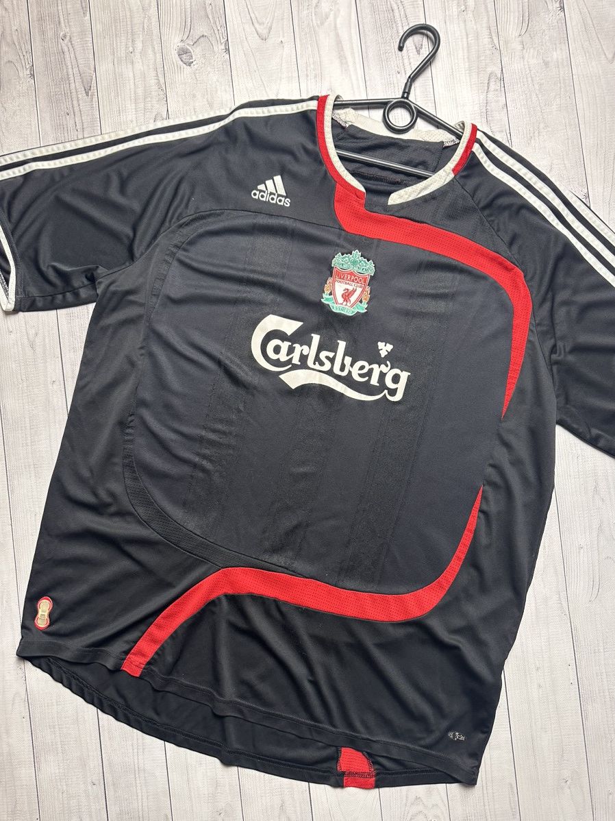 Adidas × Vintage Vintage adidas Liverpool black soccer jersey size XXL Size US XXL / EU 58 / 5 - 2 Thumbnail