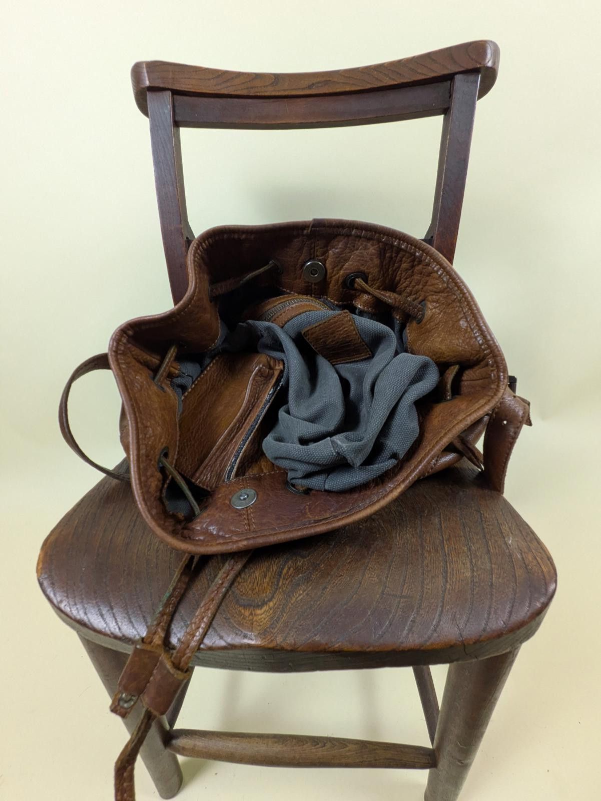 Frye Frye Brooke studded drawstring bucket bag Size ONE SIZE - 7 Thumbnail