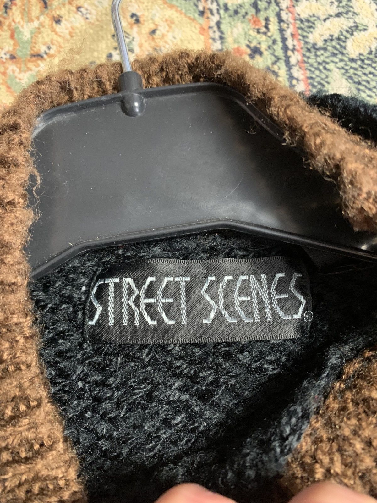 Japanese Brand × Other × Vintage Vintage Street Scenes Korean sweater Eagle leather logo ! Size US M / EU 48-50 / 2 - 8 Thumbnail