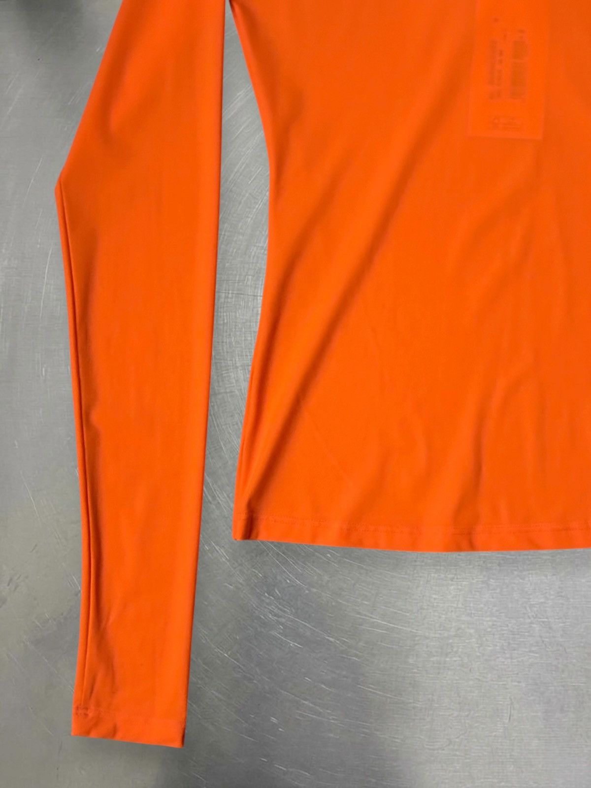 MM6 MM6 Maison Margiela Orange Turtleneck Longsleeve Size S Size S / US 4 / IT 40 - 4 Thumbnail