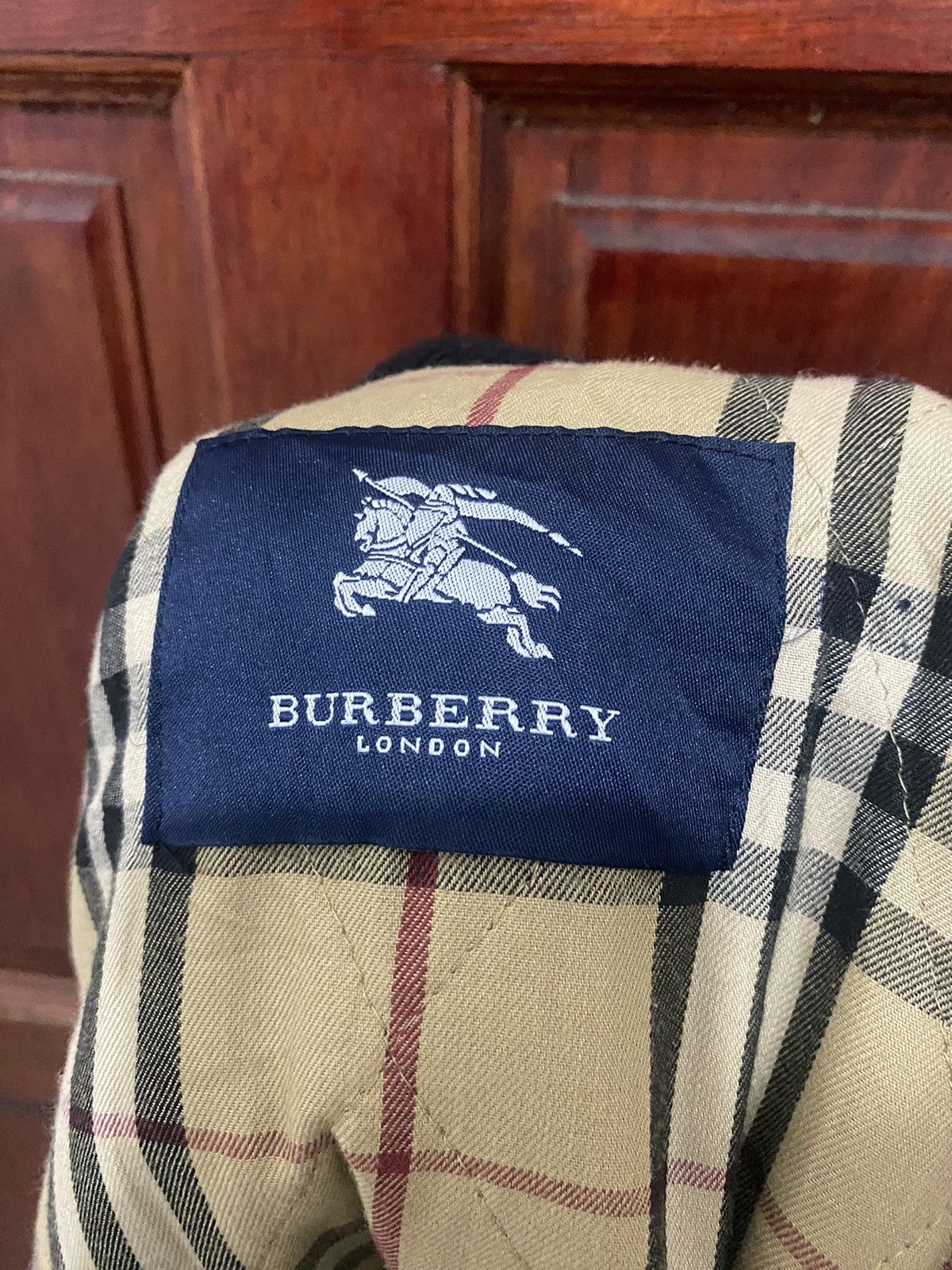 Burberry Vintage Burberry Black Double Collar Nova Check Jacket Size US M / EU 48-50 / 2 - 10 Thumbnail