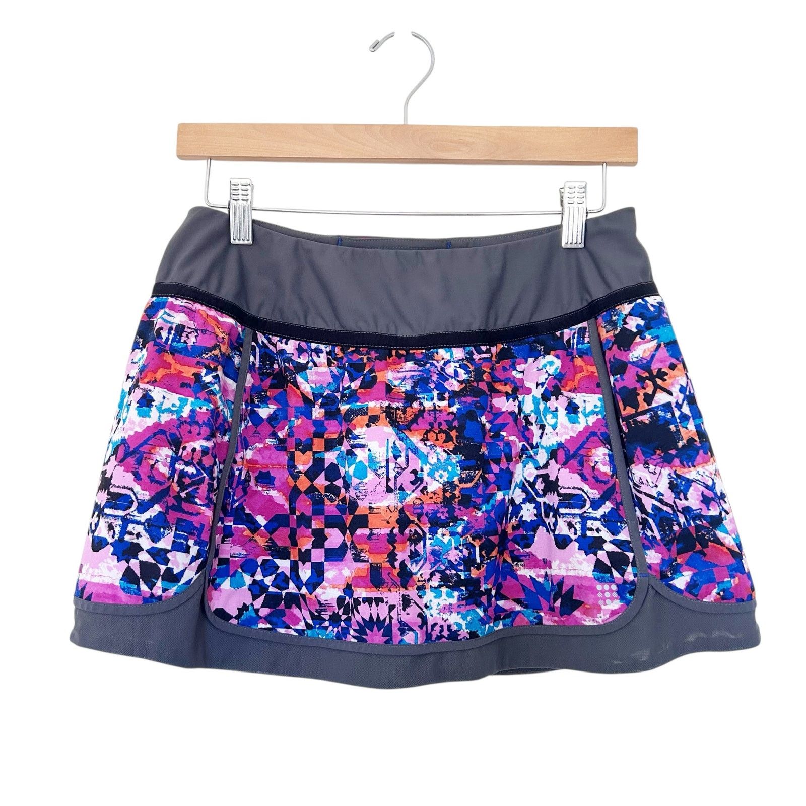 Other Title Nine Gray Pink Blue Golf Skirt Skort Sz M Size 30" / US 8 / IT 44 - 1 Thumbnail