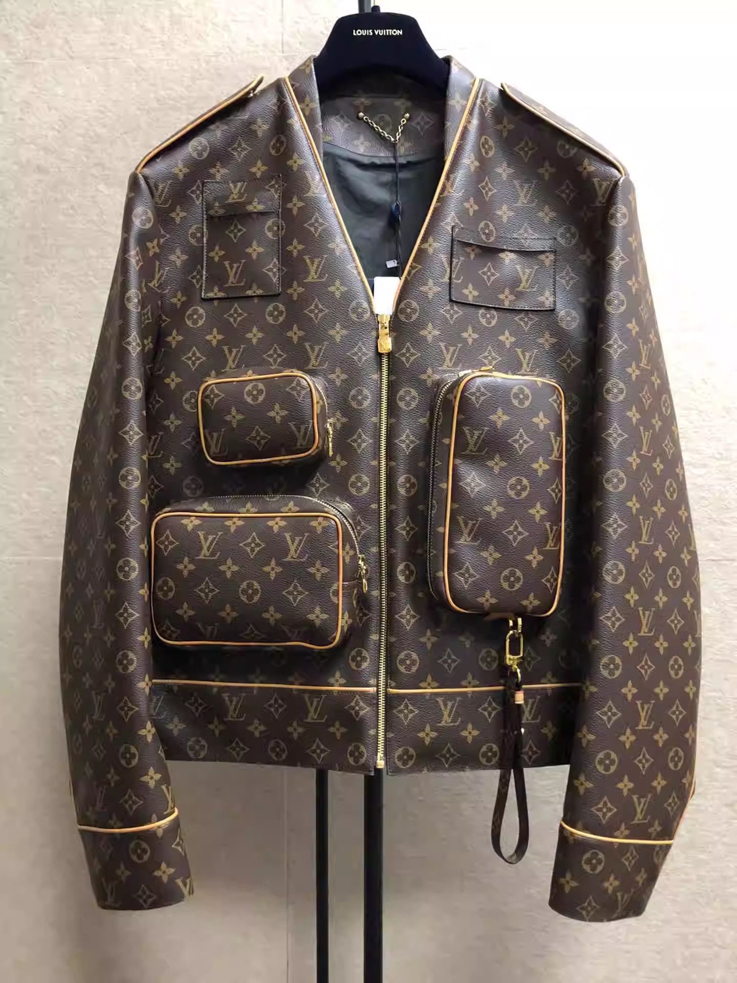 ア*】様 LOUIS VUITTON ジャケット 36号　made in Fra Louis Vuitton Blue Monogram Denim Jacket FR36