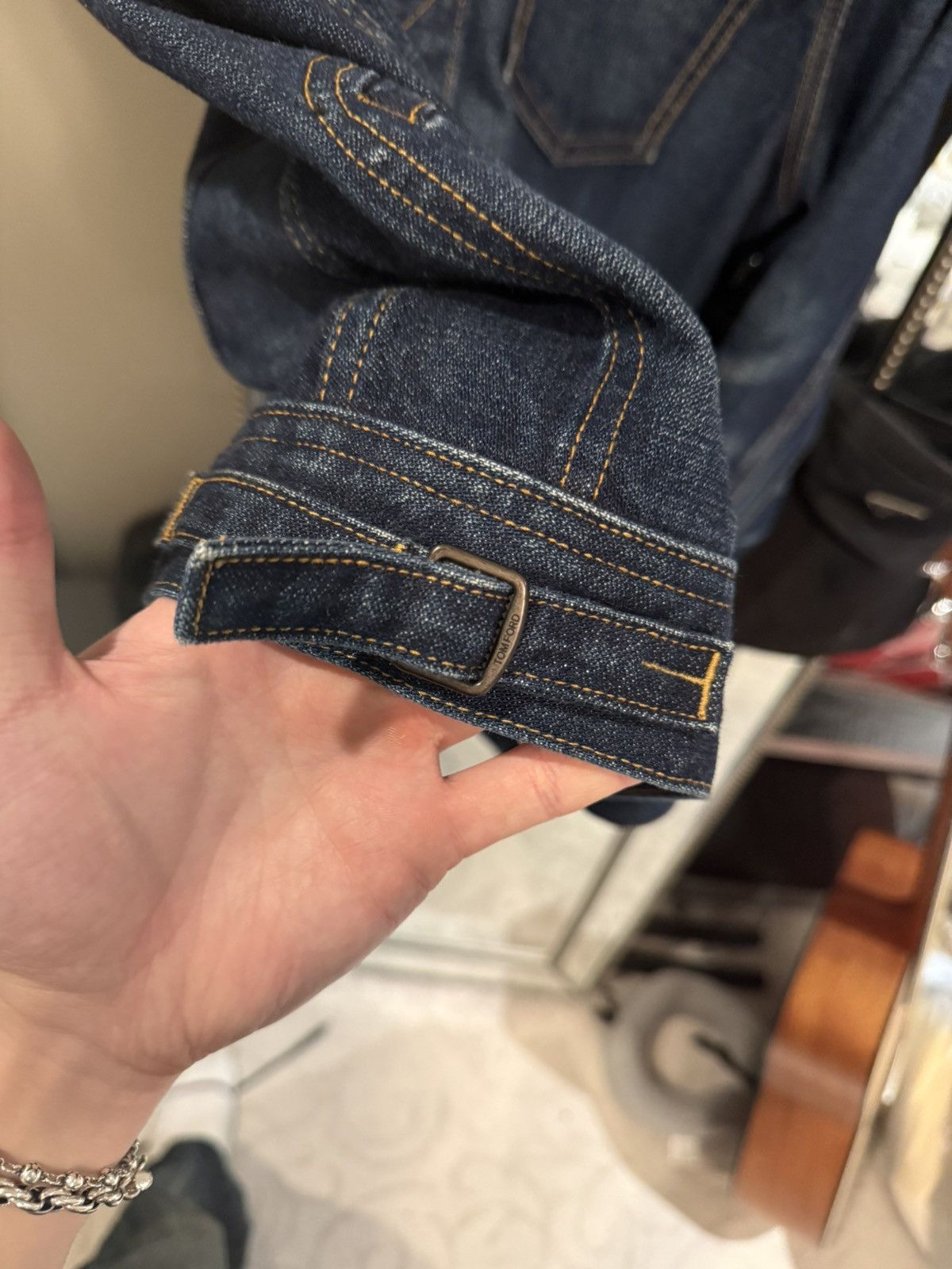 Tom Ford SOLD - Tom Ford Selvedge Denim Trucker Jacket Size US S / EU 44-46 / 1 - 5 Thumbnail