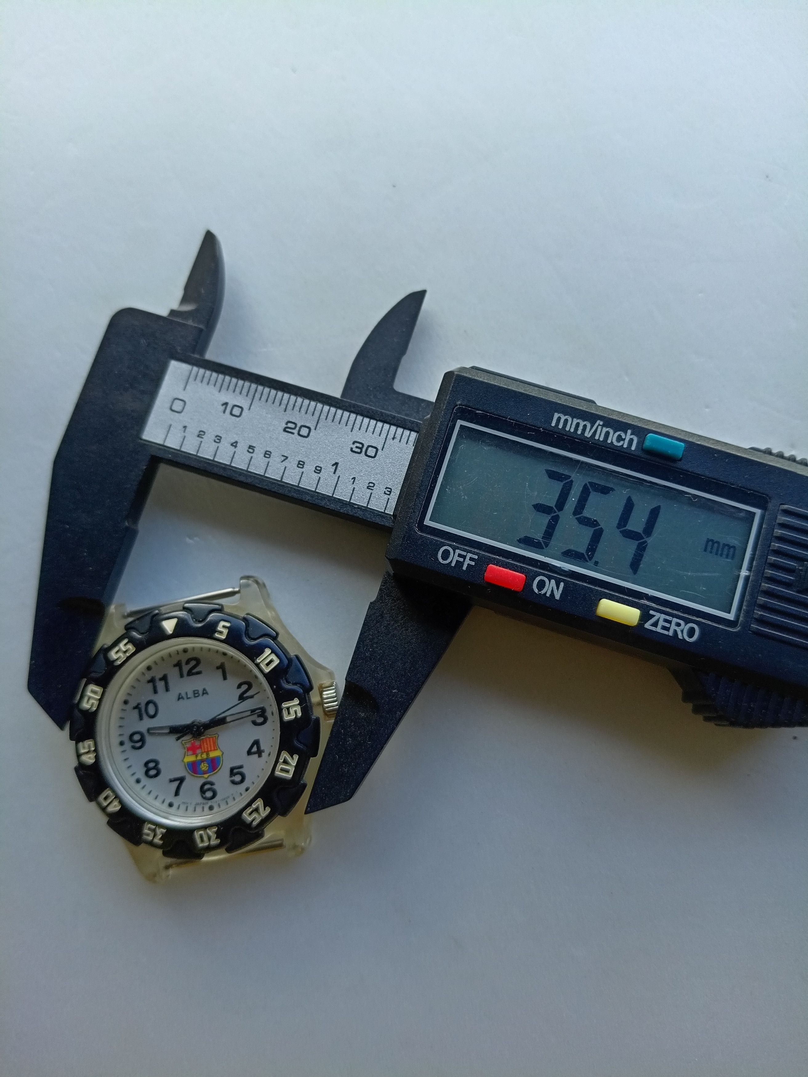 ALBA × Japanese Brand Seiko alba y121 FC Barcelona rare quarz watch Size ONE SIZE - 9 Thumbnail