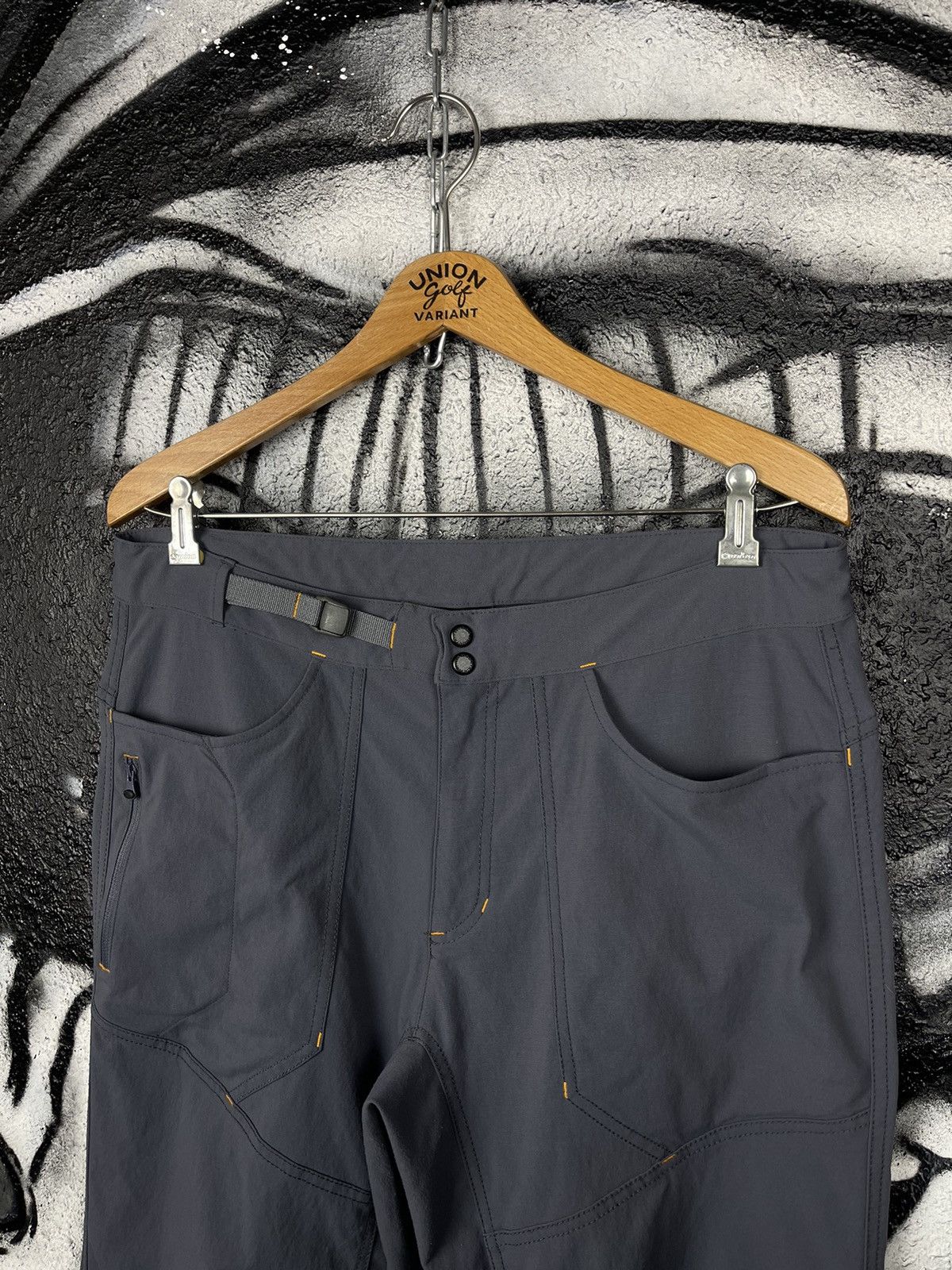 Mountain Equipment Mountain Equipment Outdoor Haking Pants Grey Men’s Size 32 Size US 32 / EU 48 - 2 Thumbnail