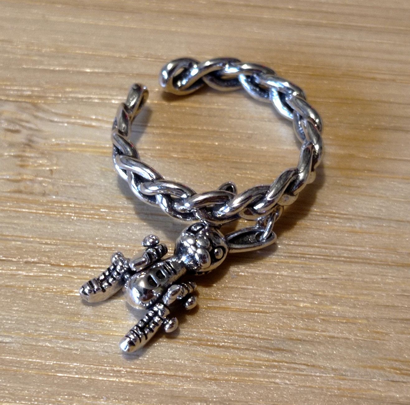 Designer × Vintage Stunning Punk Bunny Drop Silver Chain Ring Dazzling Unique Size ONE SIZE - 4 Thumbnail