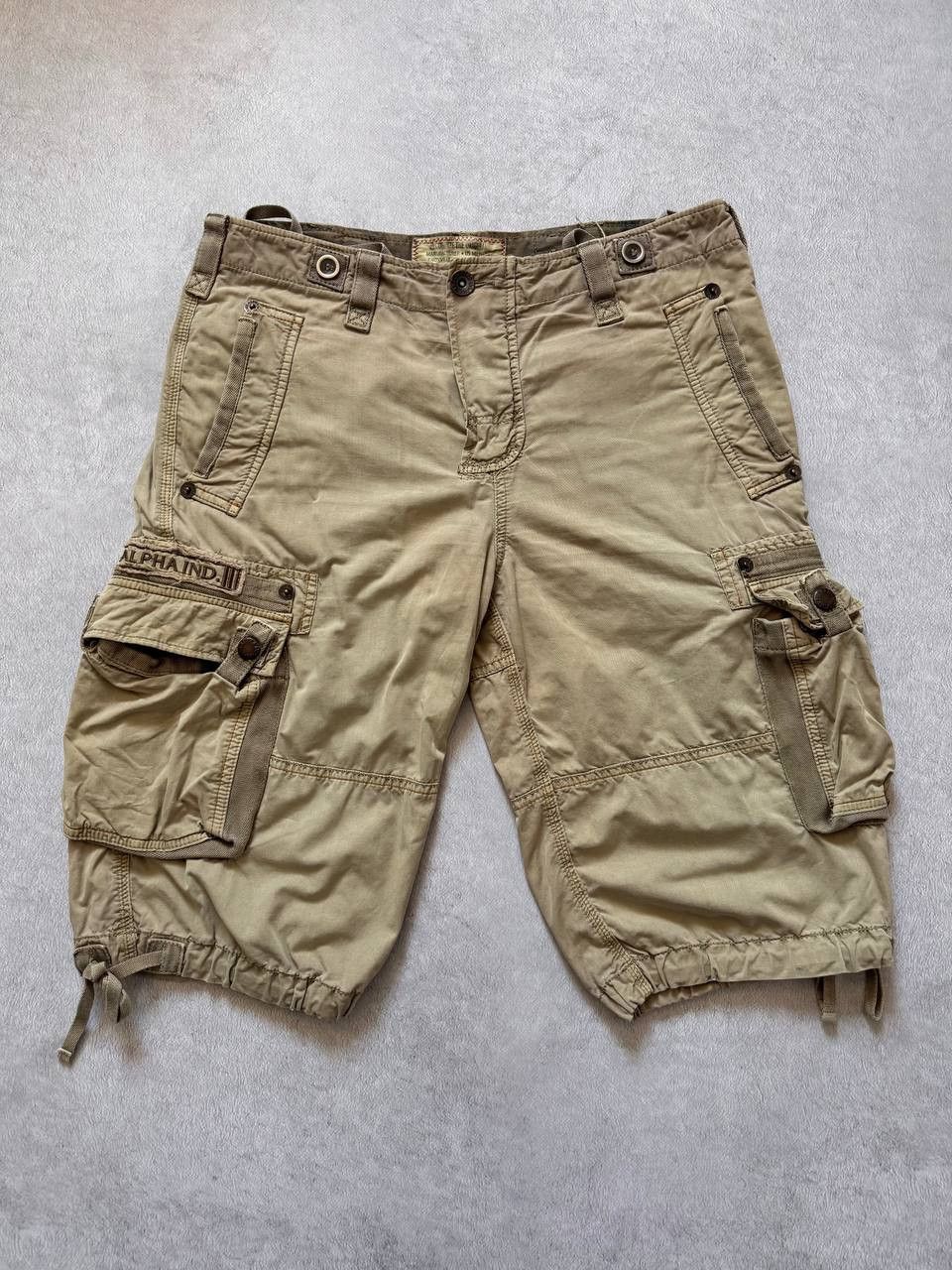 Alpha Industries Alpha Industries Cargo Shorts Faded Dirty Military Style Size US 32 / EU 48 - 1 Thumbnail