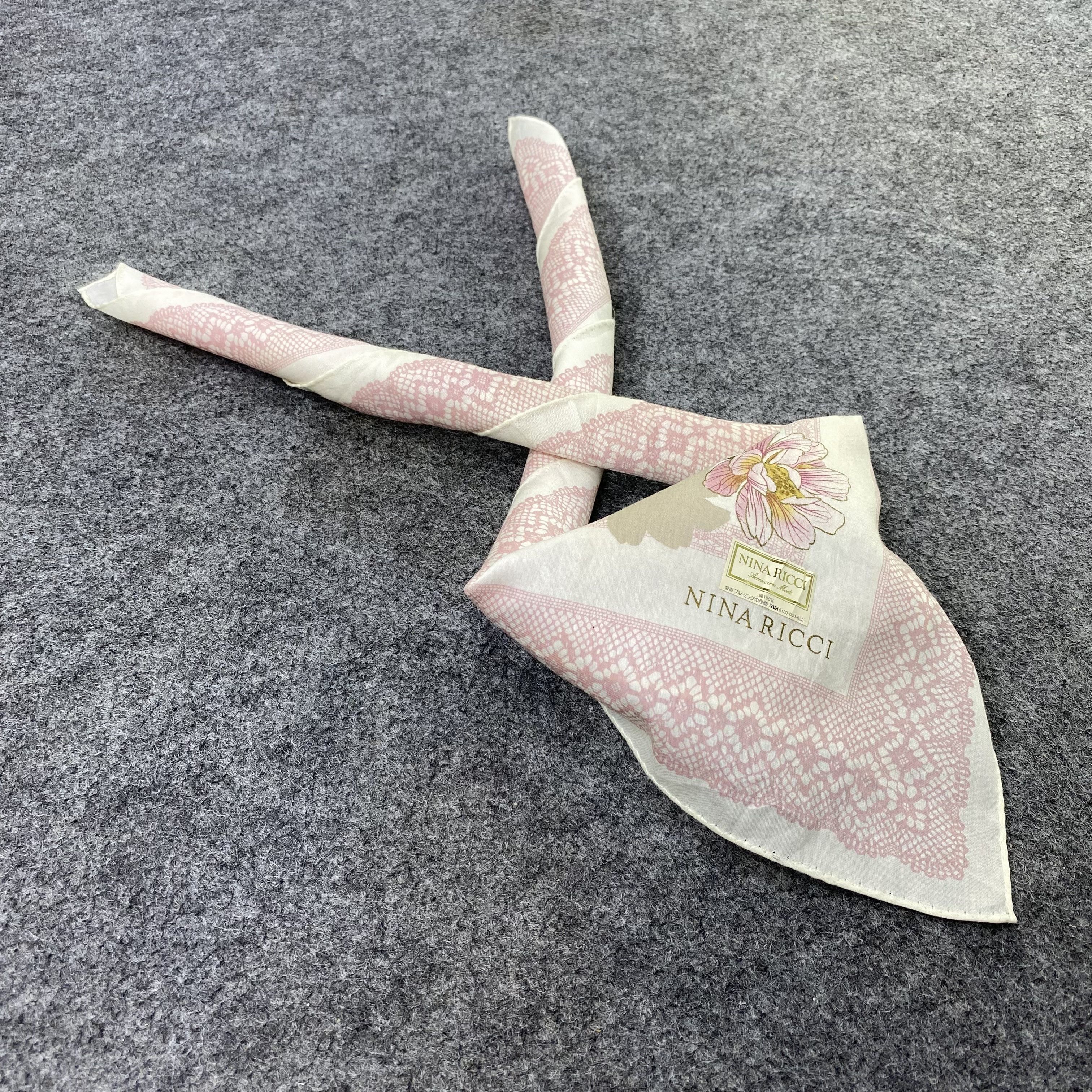 Nina Ricci Nina Ricci Handkerchief Neckerchief Bandana-B1882 Size ONE SIZE - 1 Thumbnail