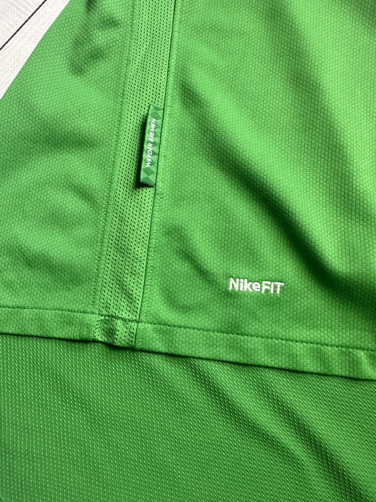 Nike × Vintage Vintage Nike Bremen Werder soccer jersey size M green Size US M / EU 48-50 / 2 - 3 Thumbnail