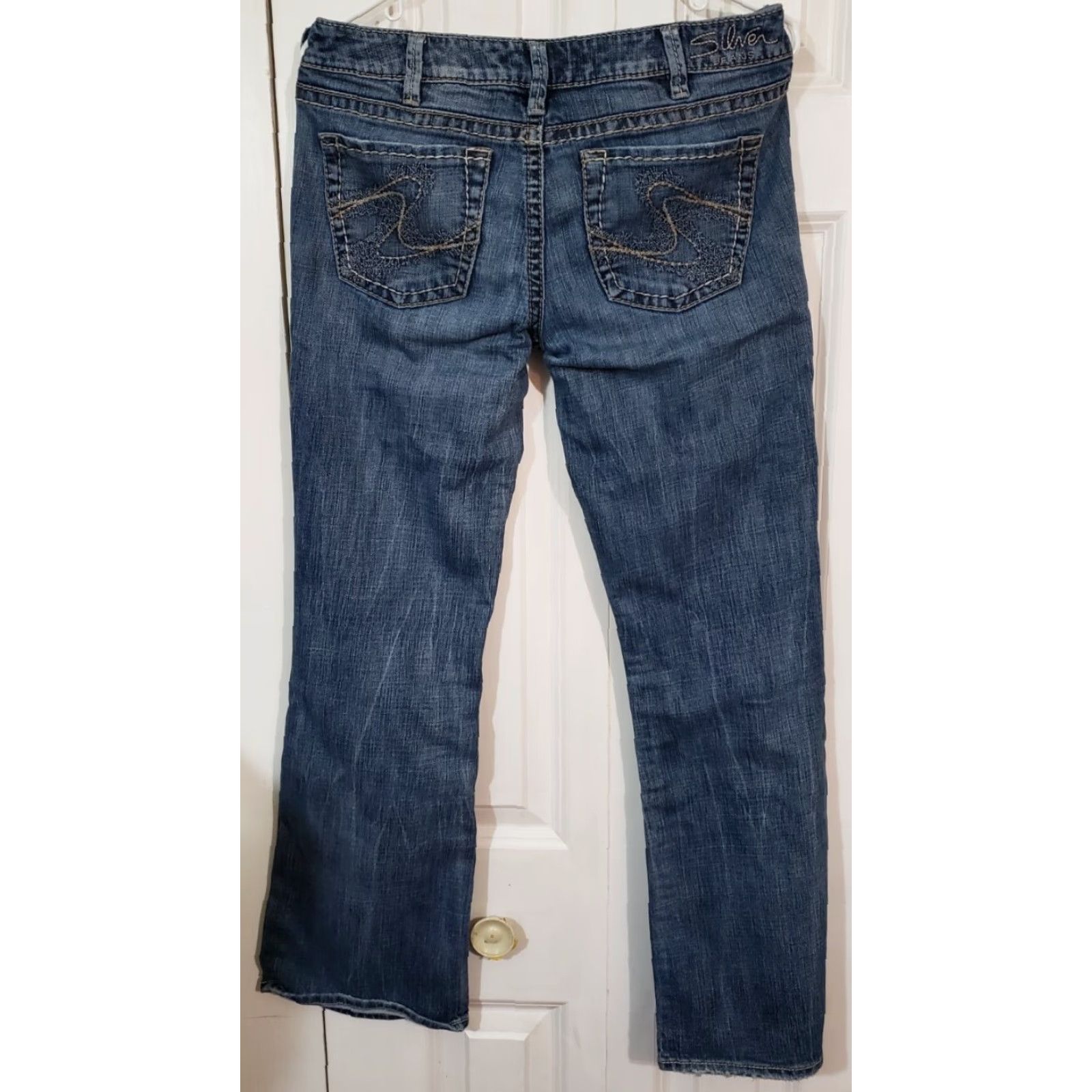 Vintage **Silver Aiko Women's Blue Denim Bootcut Jeans Size 30 x 31** User: Silver Aiko Women's Blue Denim Bootcut Jeans Size 30 x 31 Size 30" / US 8 / IT 44 - 2 Thumbnail