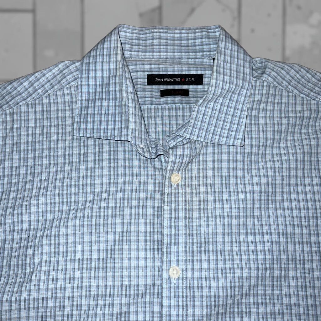 John Varvatos John Varvatos USA Blue Button Down Shirt Mens Slim Fit Size 16.5 L Blue Button-Down Long Sleeve Slimming Shirt Mens USA 16.5 Size US L / EU 52-54 / 3 - 1 Thumbnail