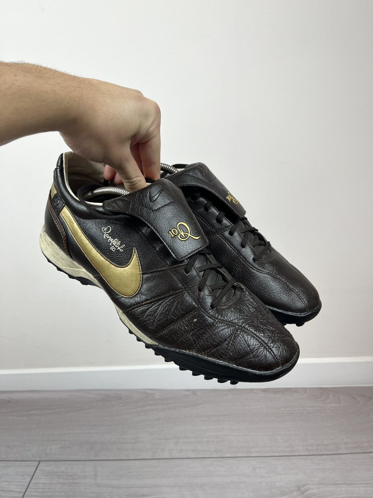 Nike Nike Tiempo 2007 Ronaldinho Vintage Soccer Shoes Size US 12 / EU 45 - 5 Thumbnail