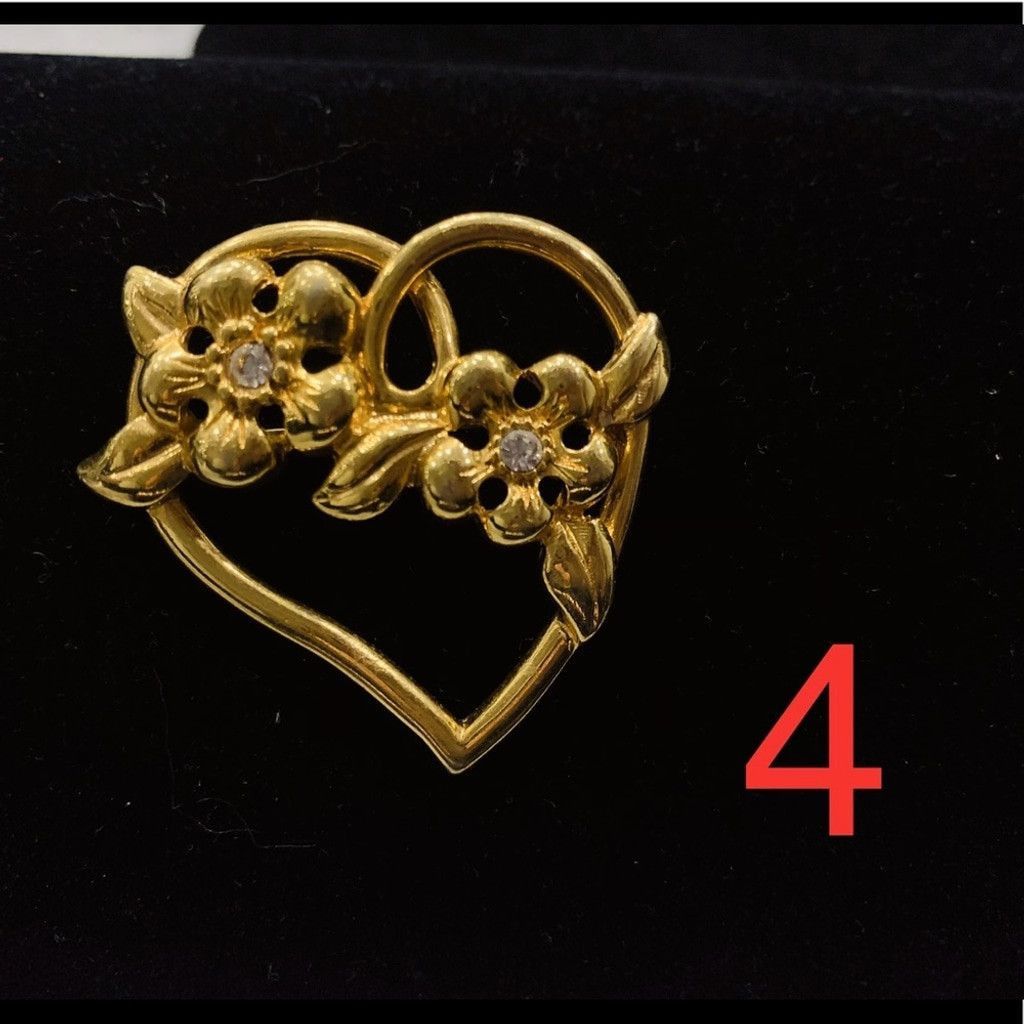 Vintage CNC Vintage Gold Plated Brooch Heart ❤️ Size ONE SIZE - 1 Thumbnail