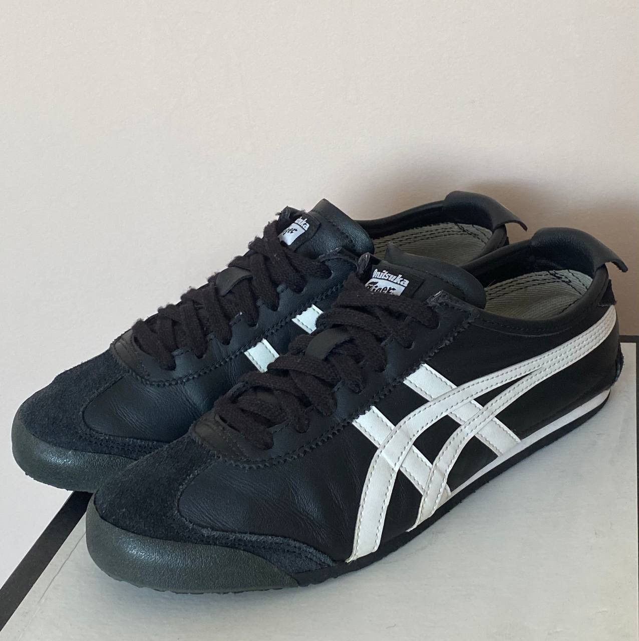 Asics Asics Onitsuka Tiger Mexico 66 Black/ White Size 8 Size US 8 / EU 41 - 3 Thumbnail