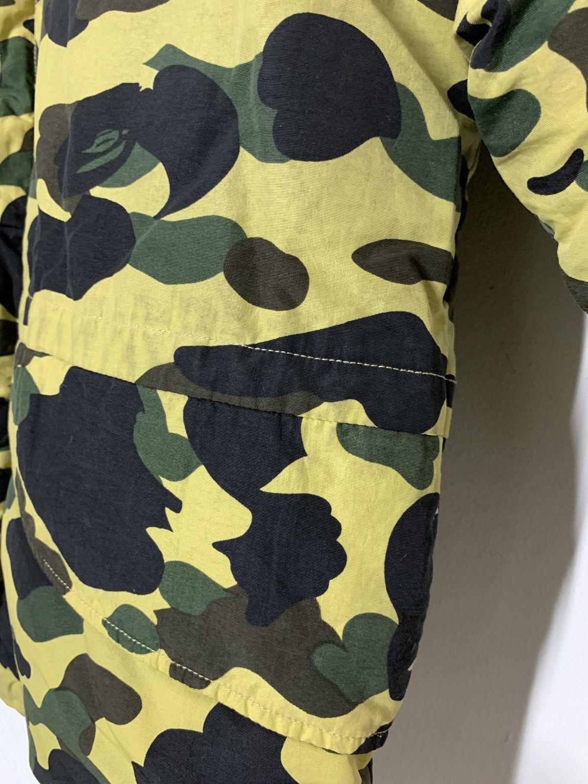 Bape Vintage BAPE 1st Camo Snowboard Puffer Down Jacket Size US L / EU 52-54 / 3 - 11 Thumbnail
