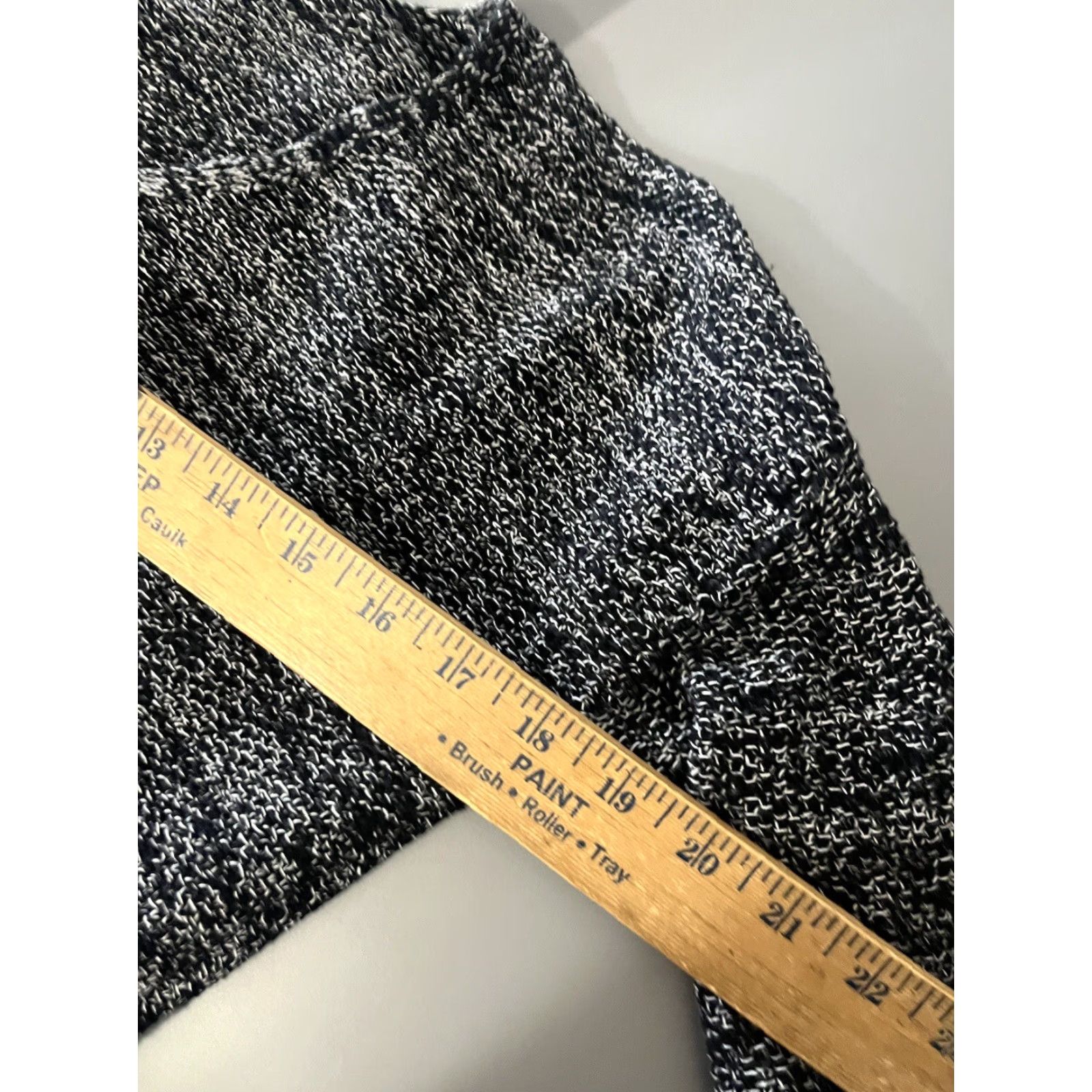 H&M H&M Conscious Sweater XS Pullover Black White Knit V-Neck Long Sleeve Regular Women, Colorful, Stretch, Knit, Fall, Spring, Winter, 12/0 Size XS / US 0-2 / IT 36-38 - 5 Thumbnail