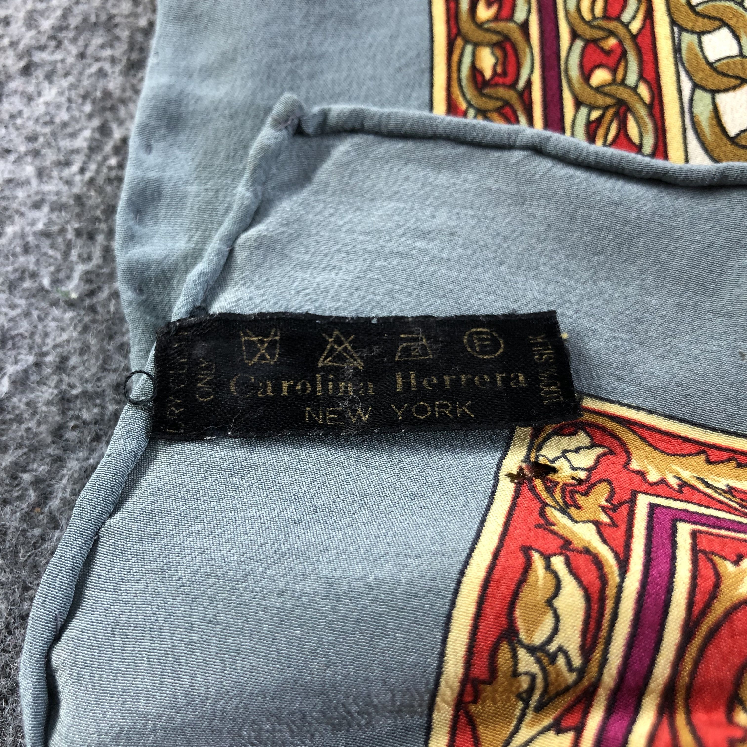 Carolina Herrera Vintage Carolina Herrera Luxury Silk Scarf M454 Size ONE SIZE - 5 Thumbnail