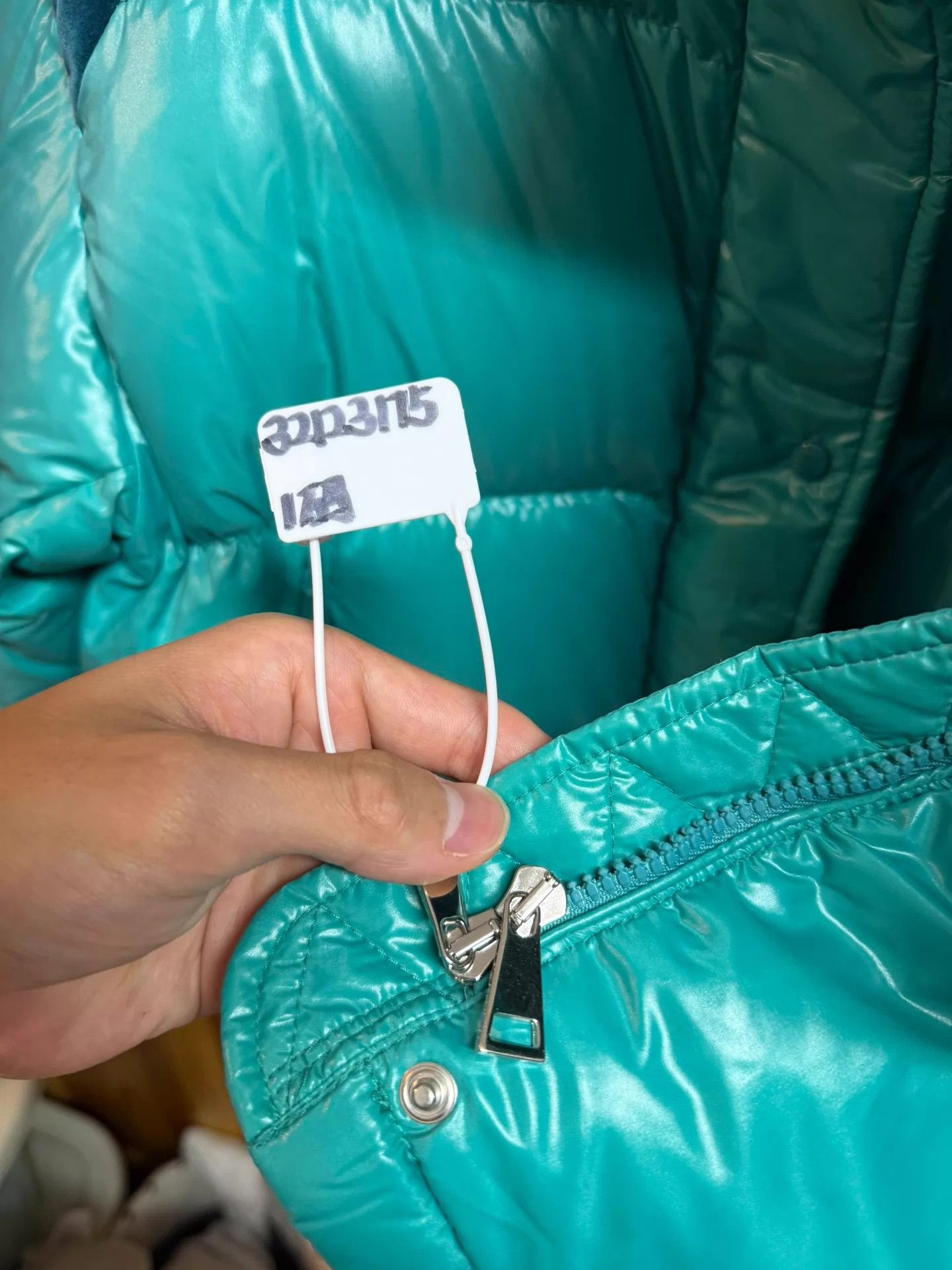 Moncler Moncler 1952 Women's Qi Wei Lake Blue Puffer Coat Size 1 Size US S / EU 44-46 / 1 - 5 Thumbnail