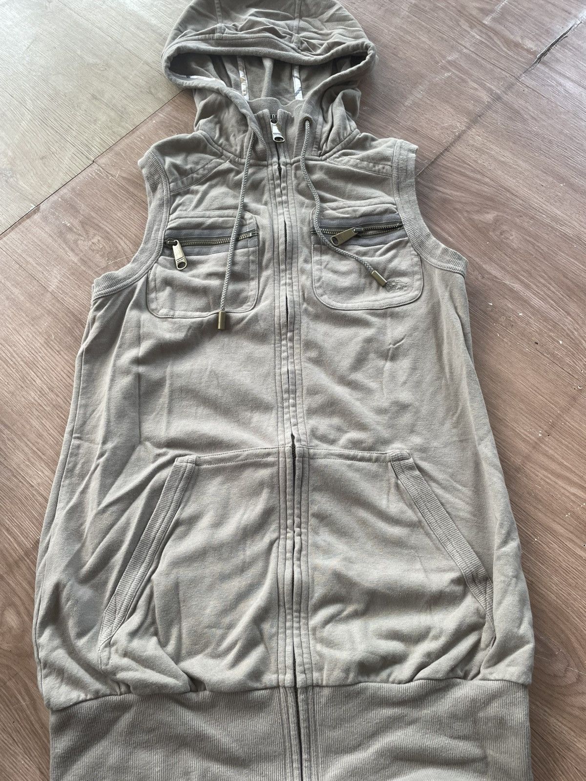Burberry Burberry blue label sleeveless hoodie Size 38L - 1 Thumbnail