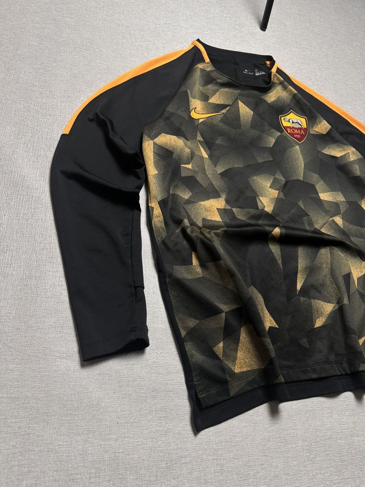 Nike Nike AS Roma International Club 2017/2018 Size US M / EU 48-50 / 2 - 4 Thumbnail